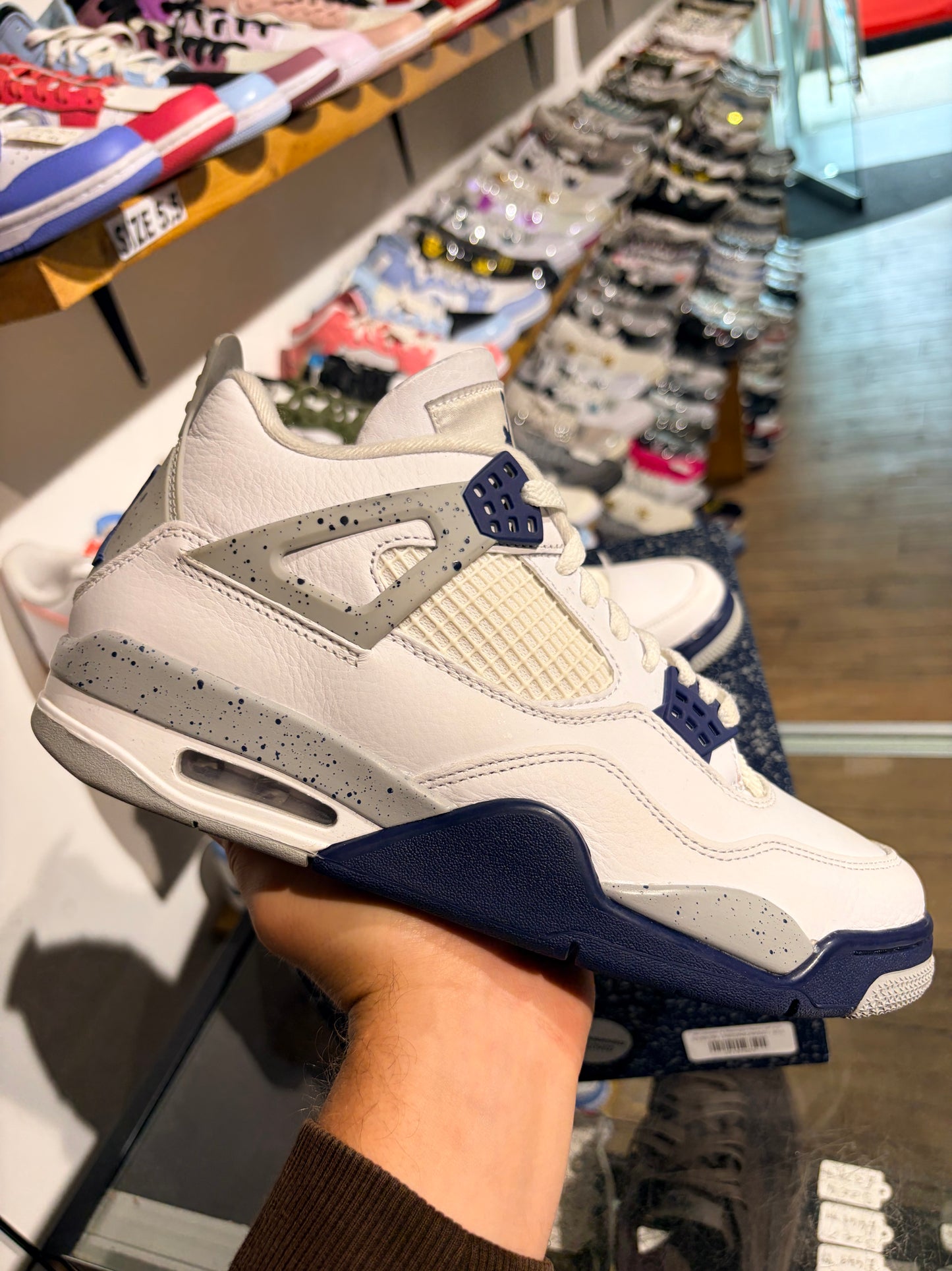 Air Jordan 4 Midnight Navy UK 8.5
