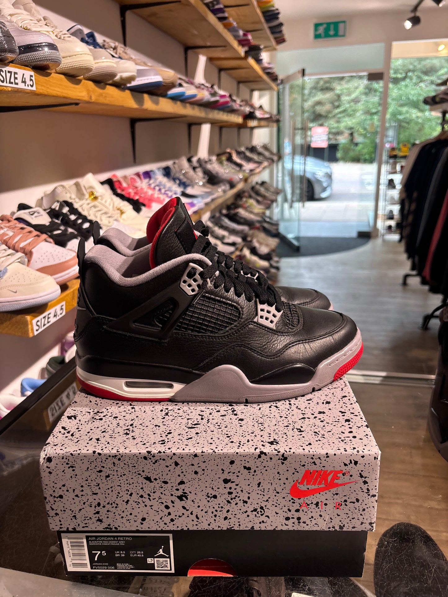 Jordan 4 Bred UK 6.5