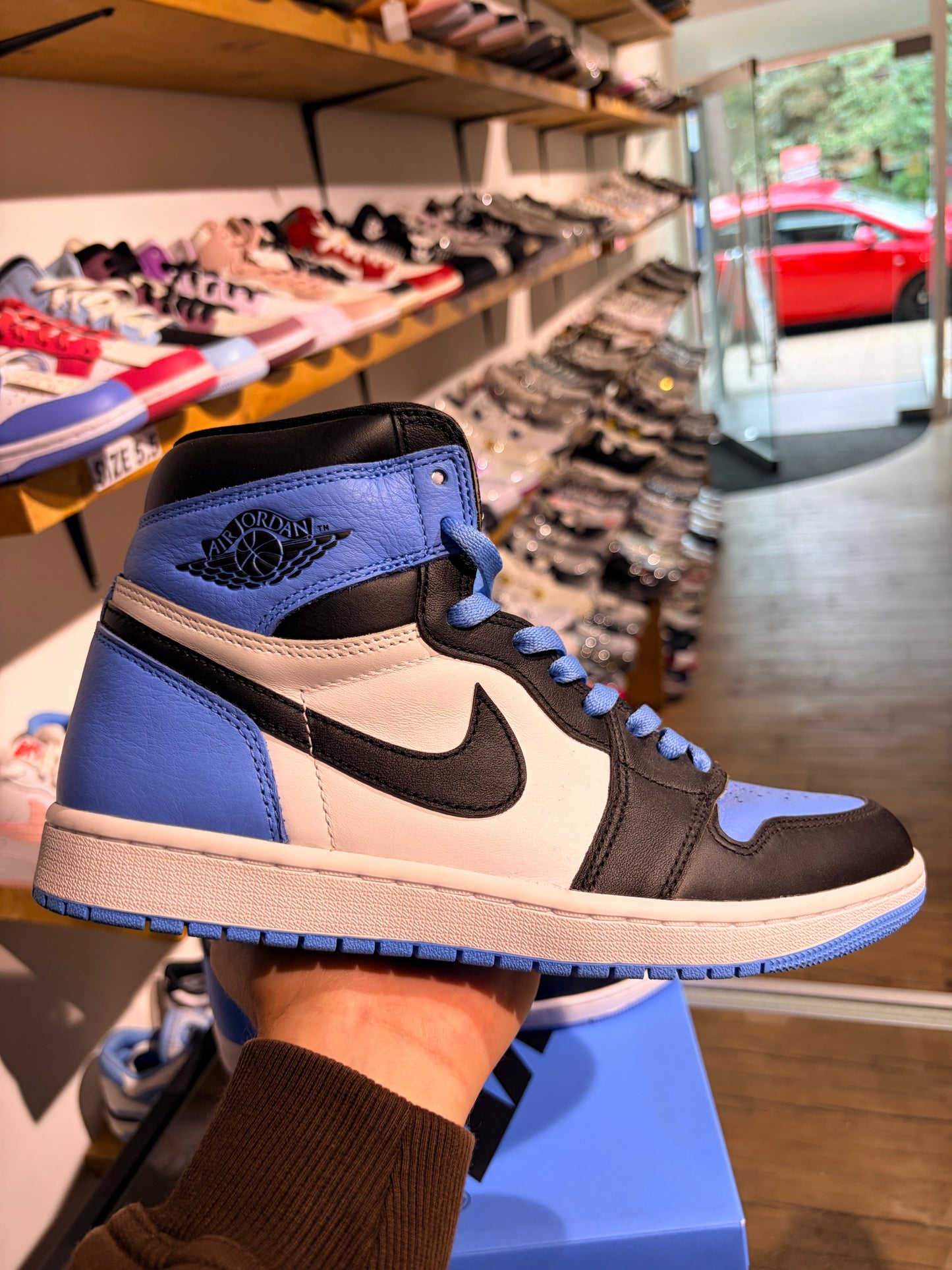 Air Jordan 1 High UNC Toe UK 8.5