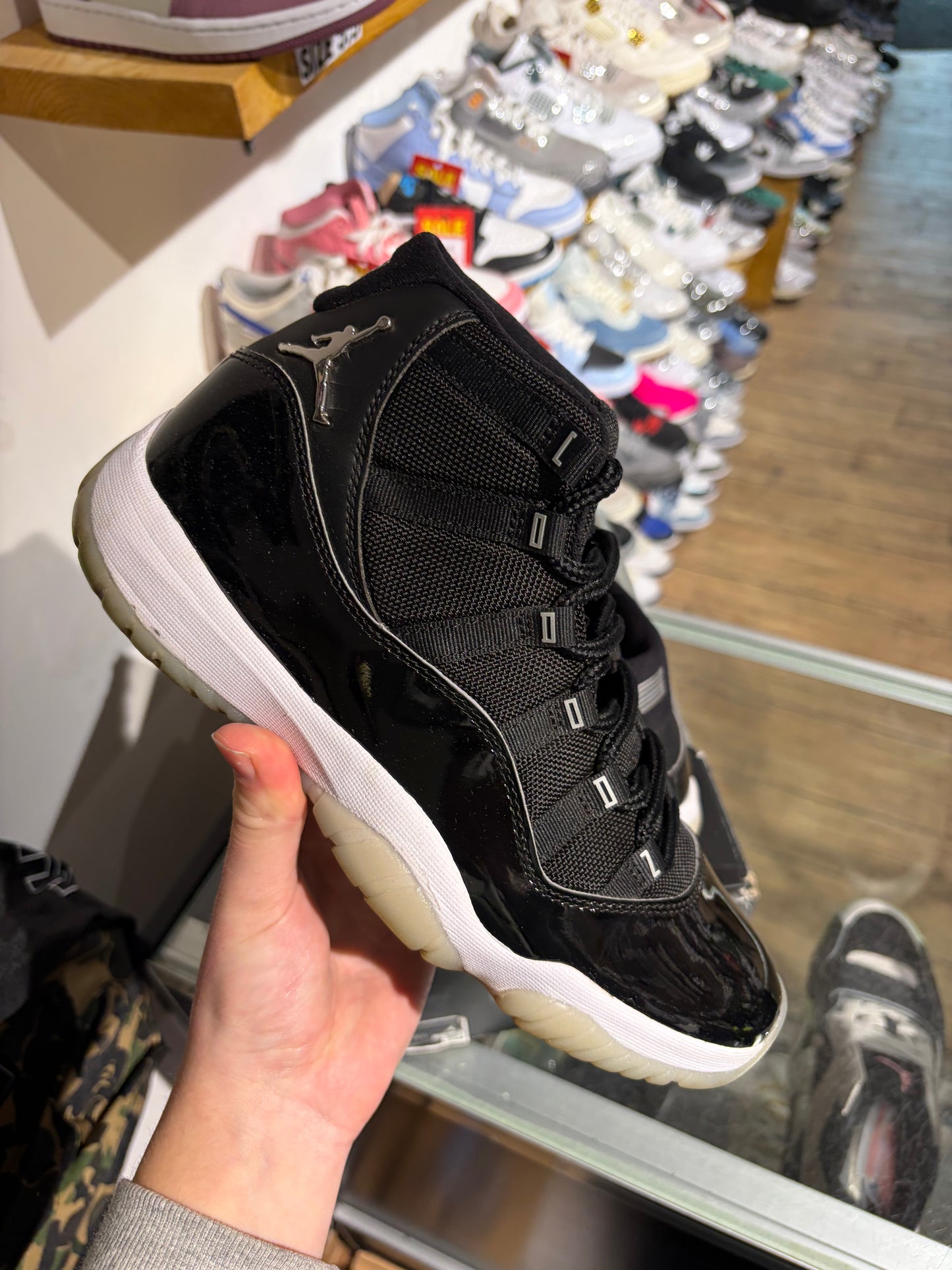 Nike Air Jordan 11 Jubilee UK 9