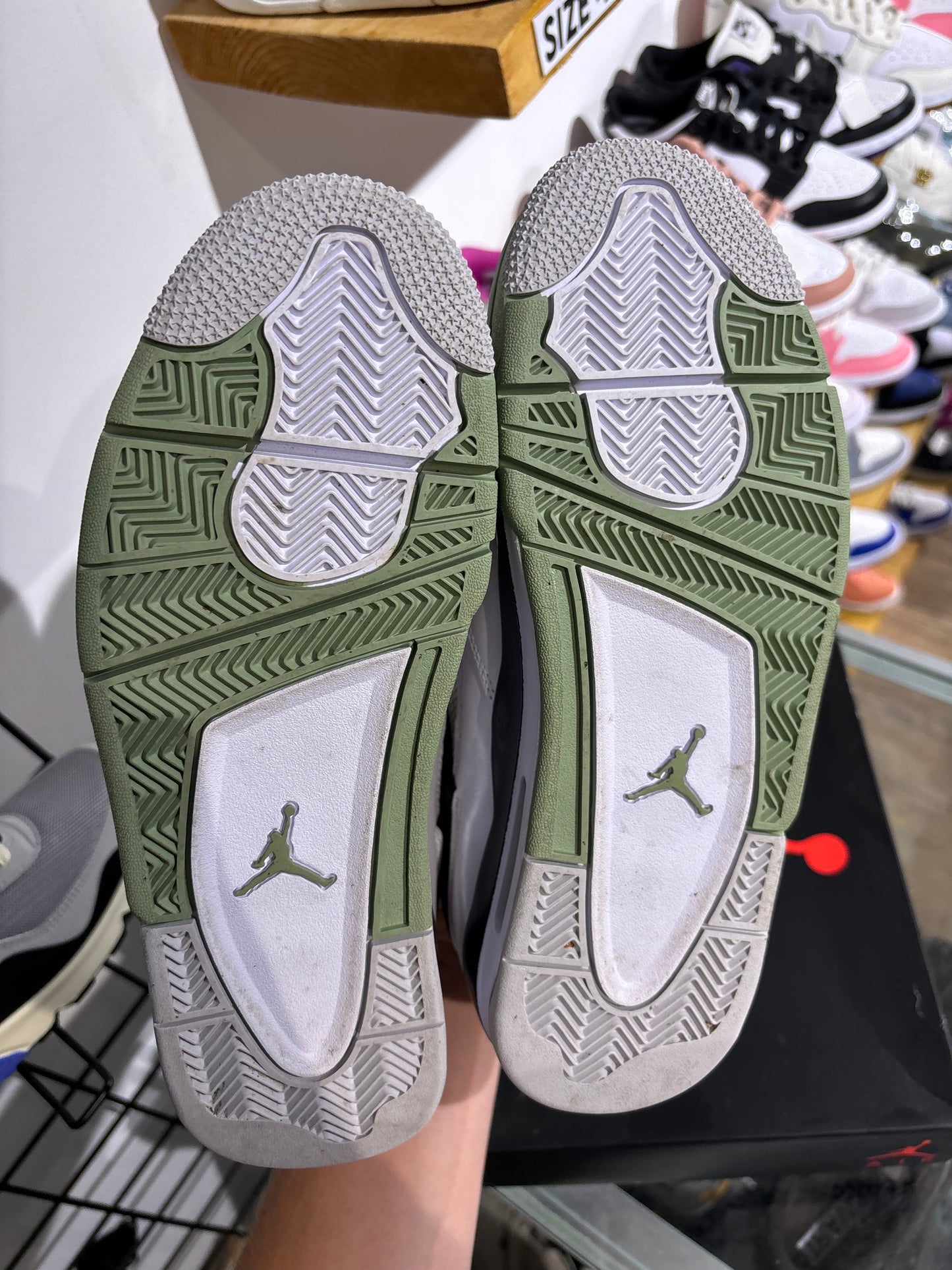 Jordan 4 Seafoam (W) UK 7