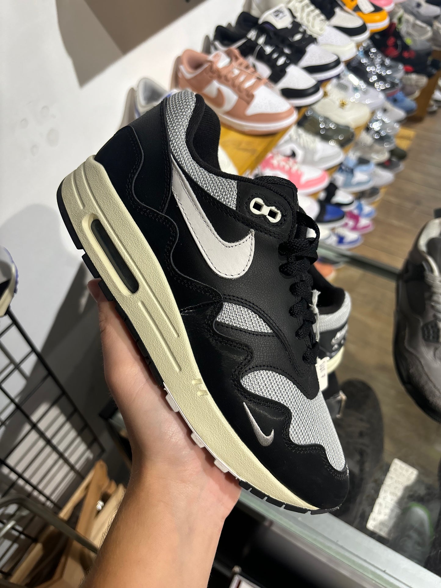 Air Max 1 Patta Waves Black UK 7