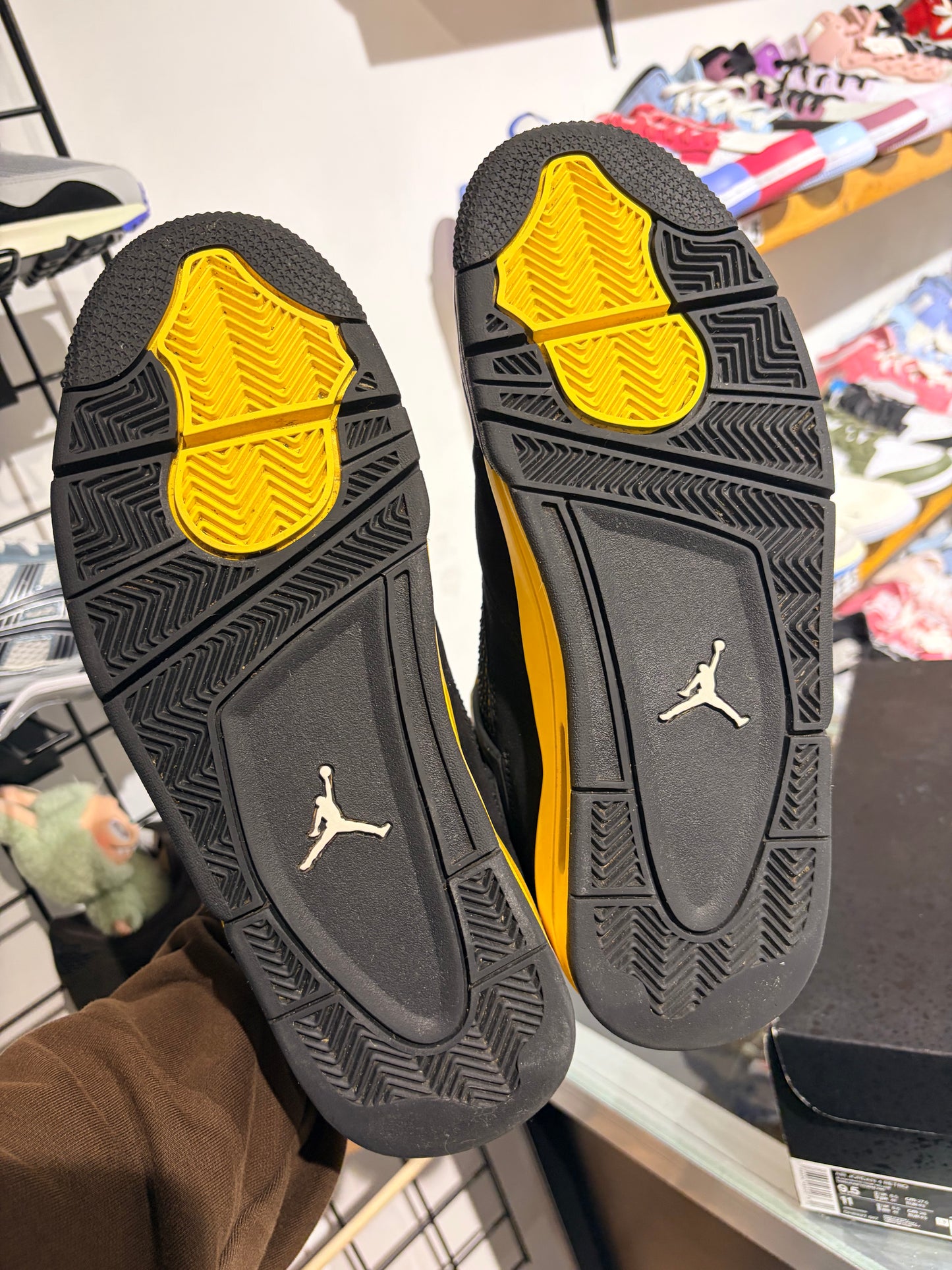 Air Jordan 4 Yellow Thunder UK 8.5