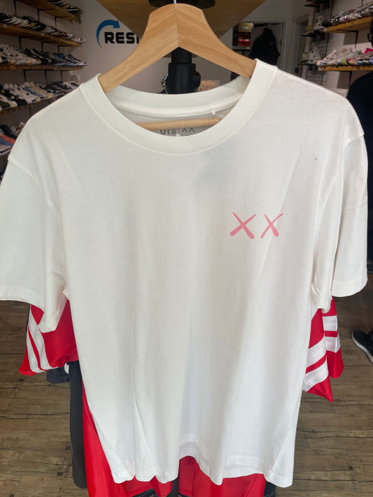 Uniqlo KAWS Tee (L)