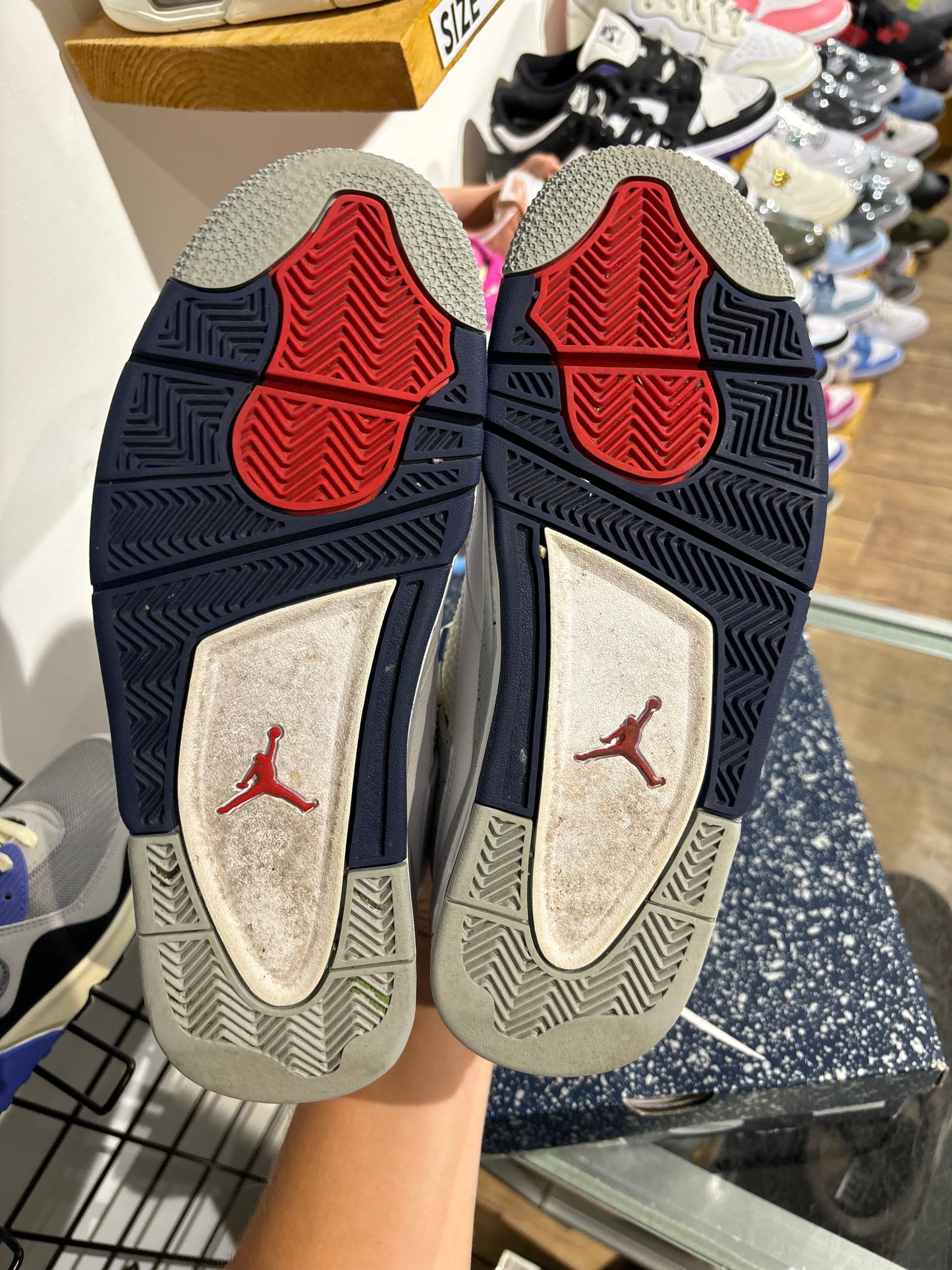 Jordan 4 Midnight Navy UK 8
