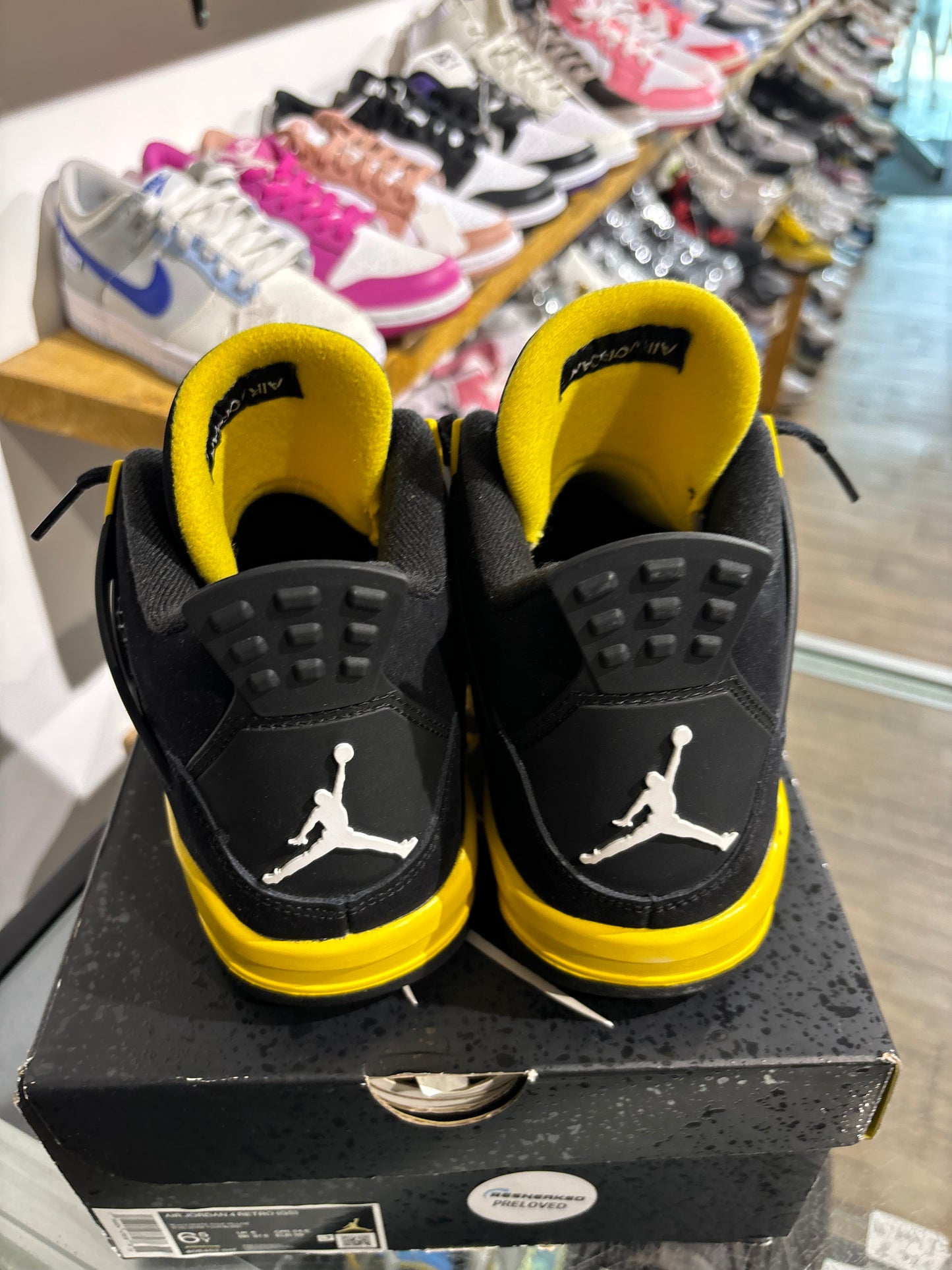 Jordan 4 Yellow Thunder UK 6 (GS)