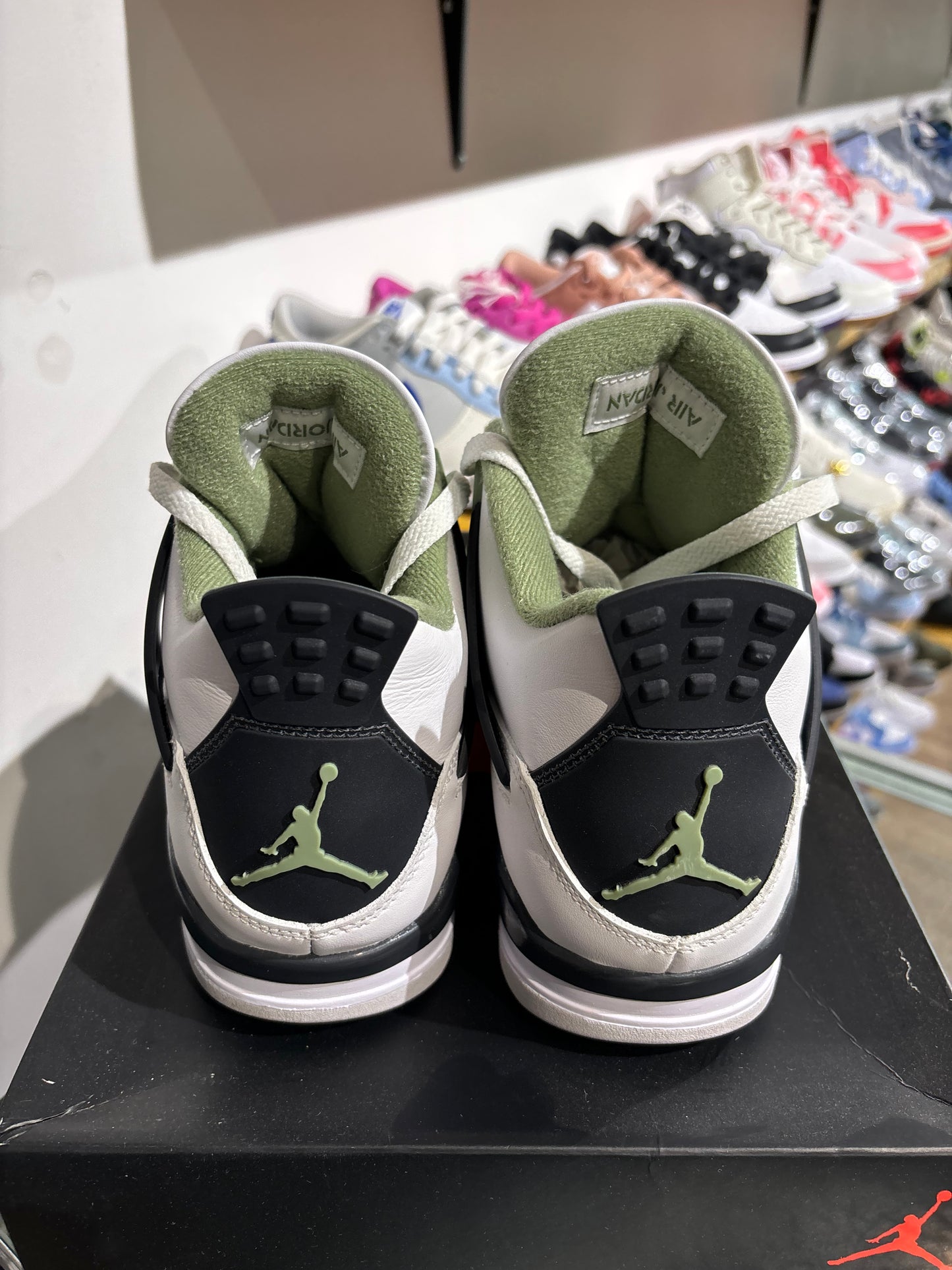 Jordan 4 Seafoam (W) UK 7
