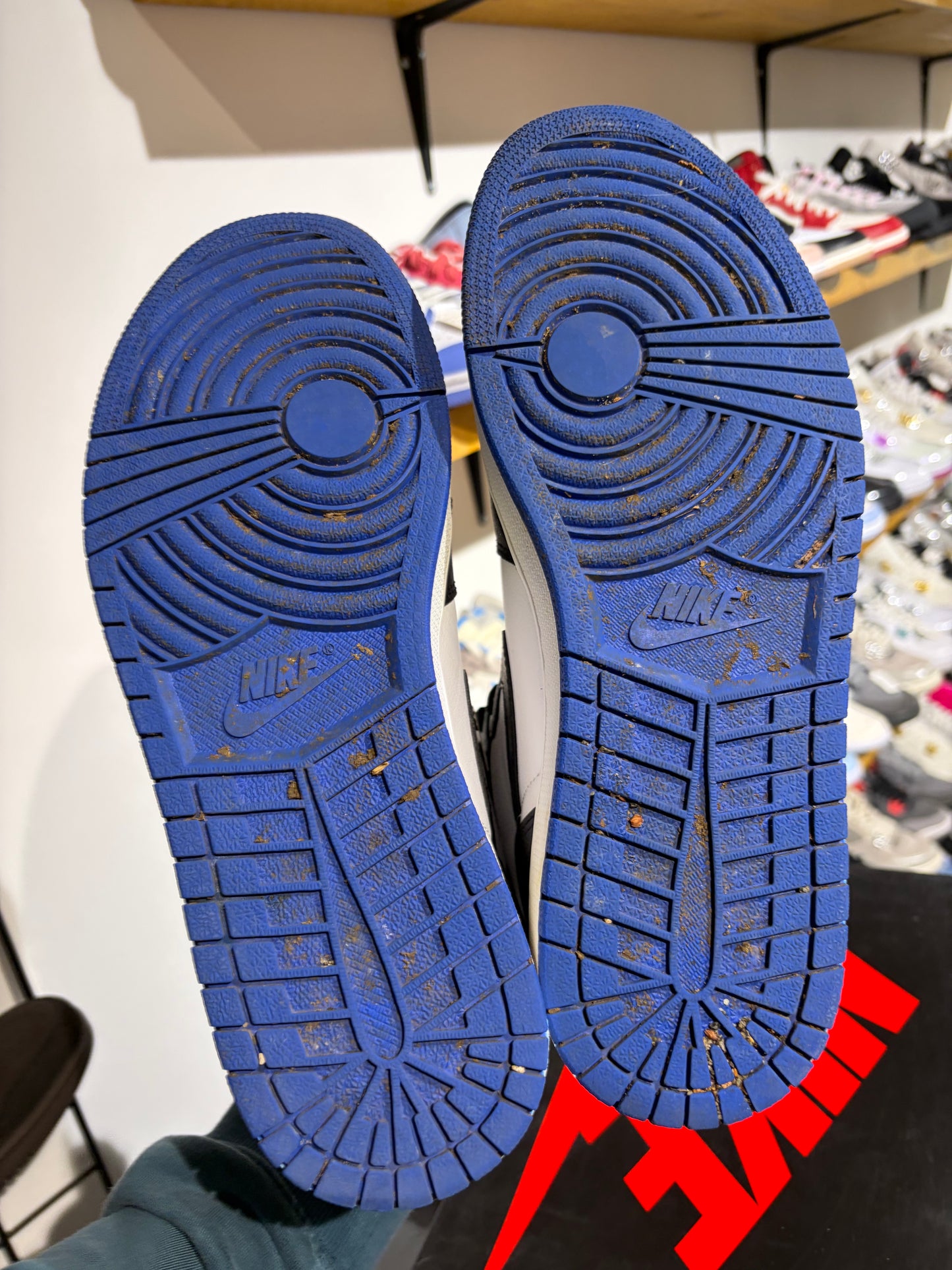 Air Jordan 1 High Retro Royal Toe UK 11