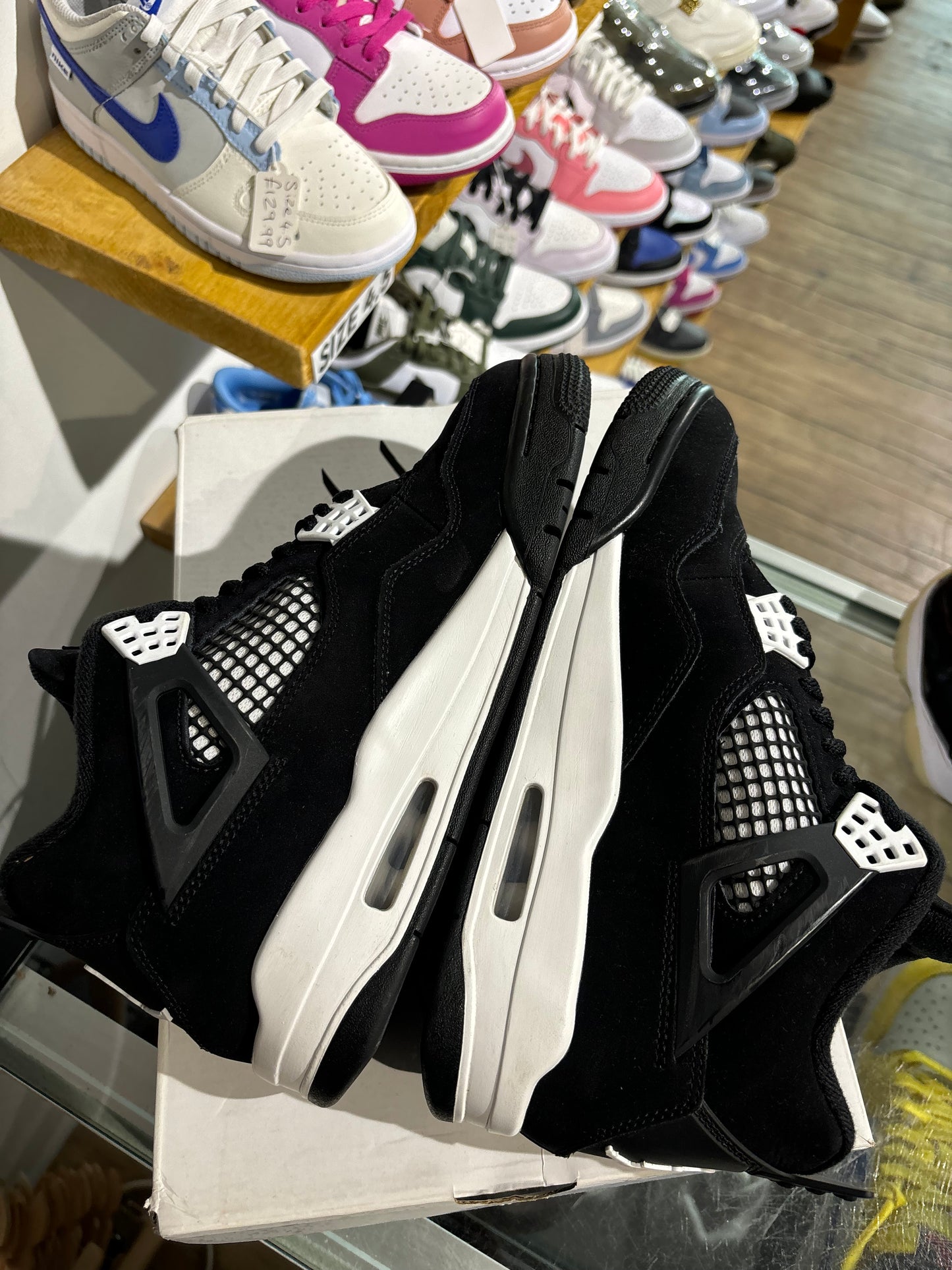 Jordan 4 White Thunder UK 6.5