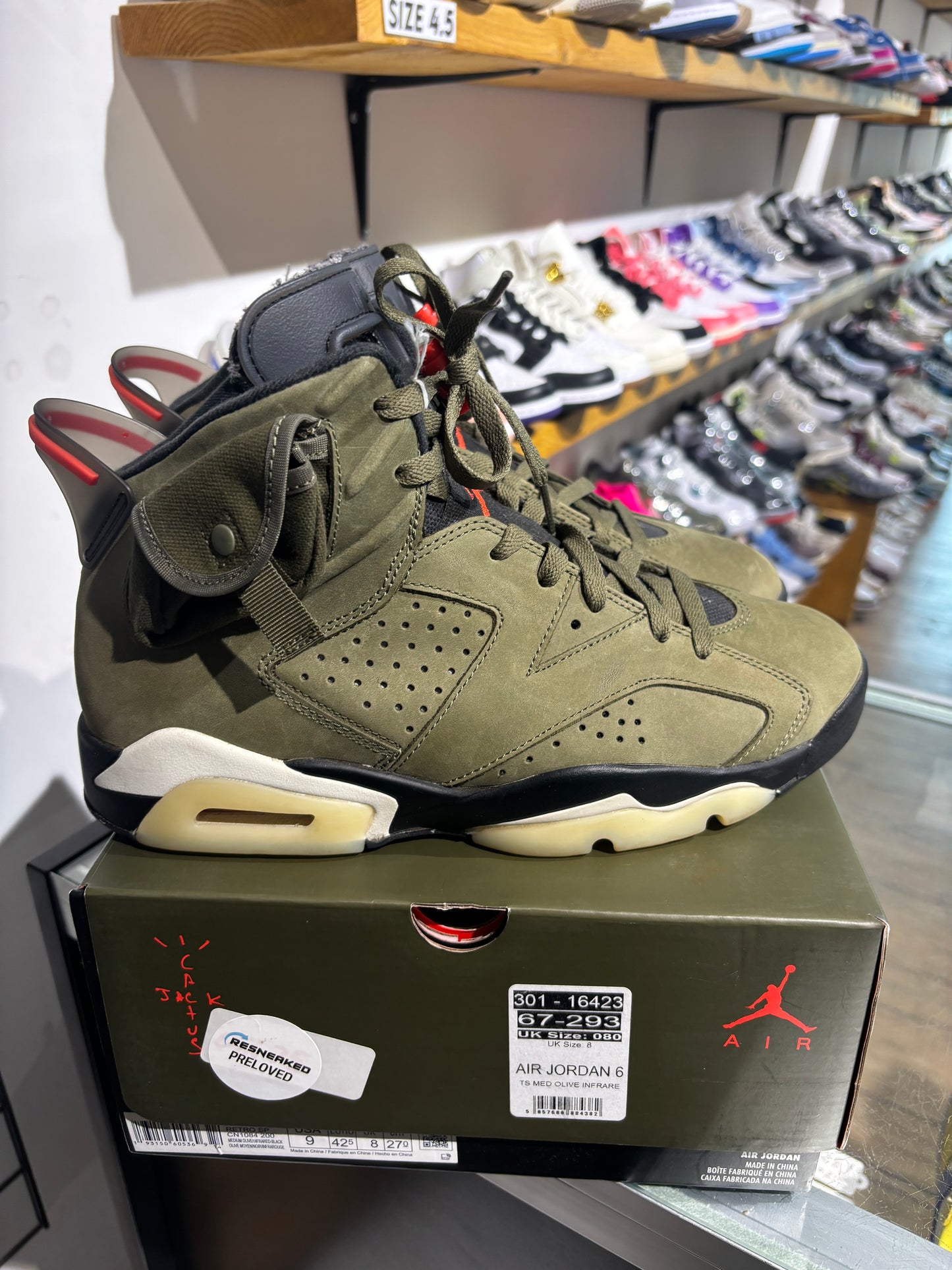Air Jordan 6 x Travis Scott Medium Olive UK 8