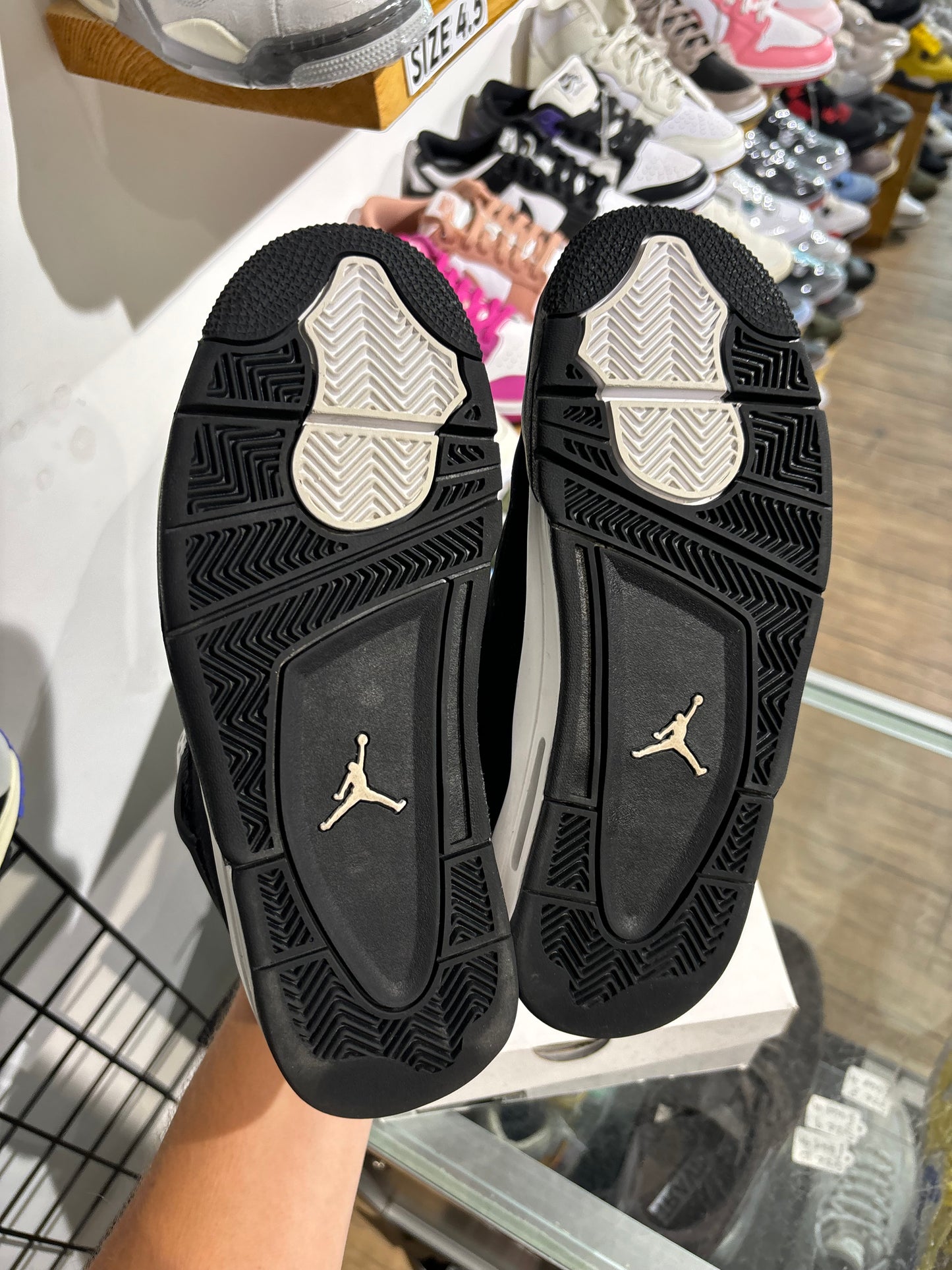 Jordan 4 White Thunder UK 6 (GS)