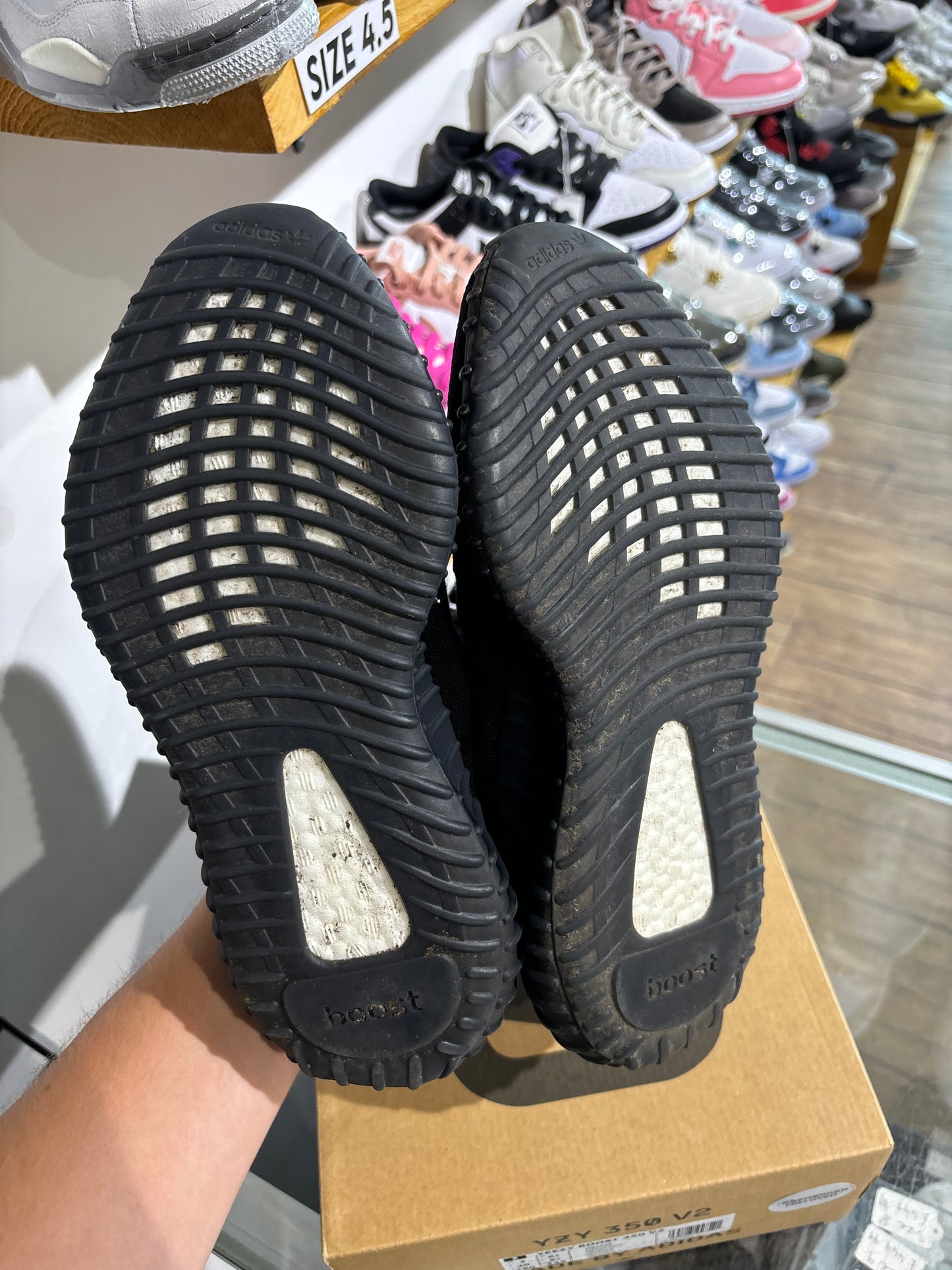 Yeezy 350 Onyx UK 6.5