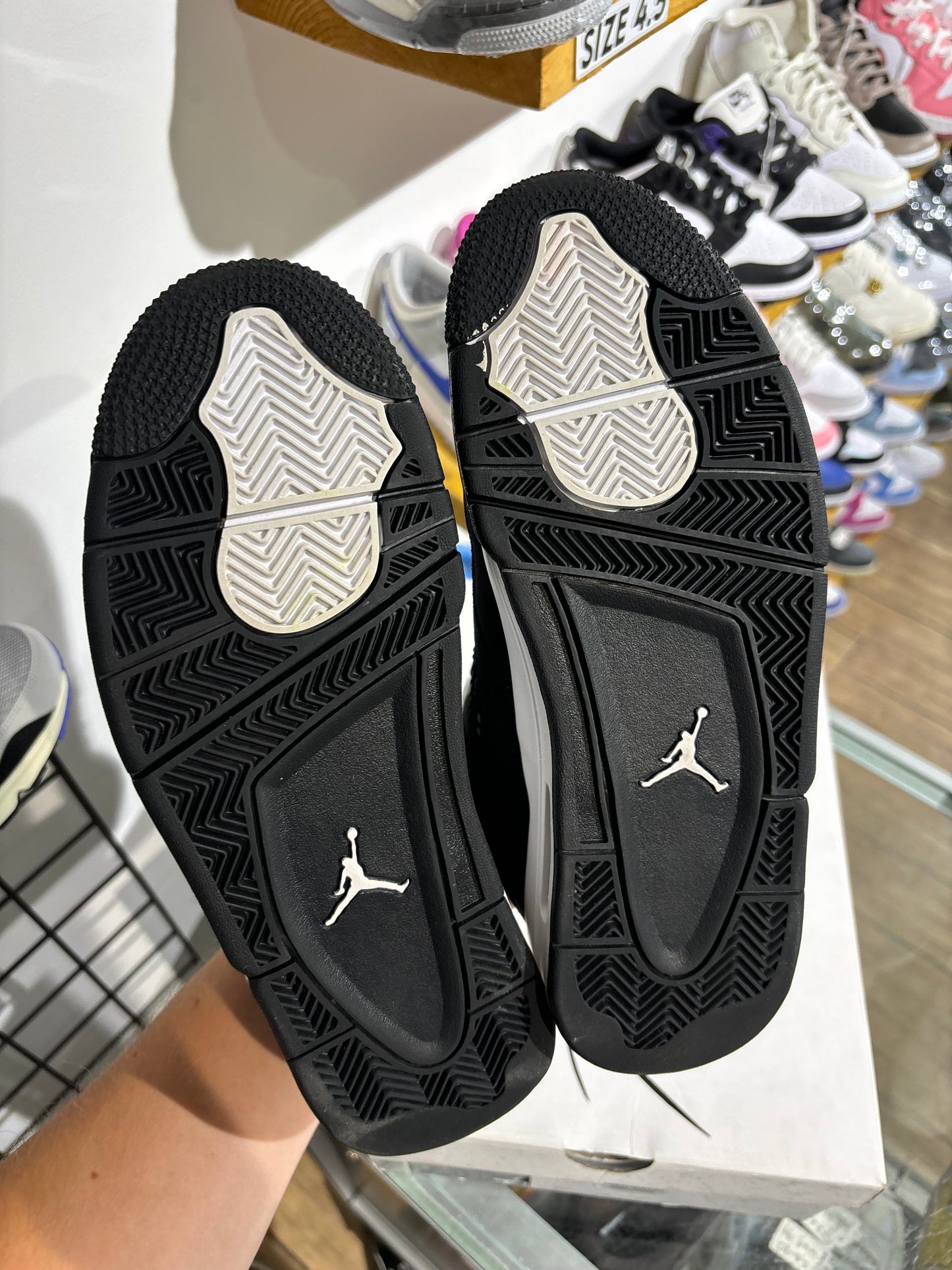 Jordan 4 White Thunder UK 6.5