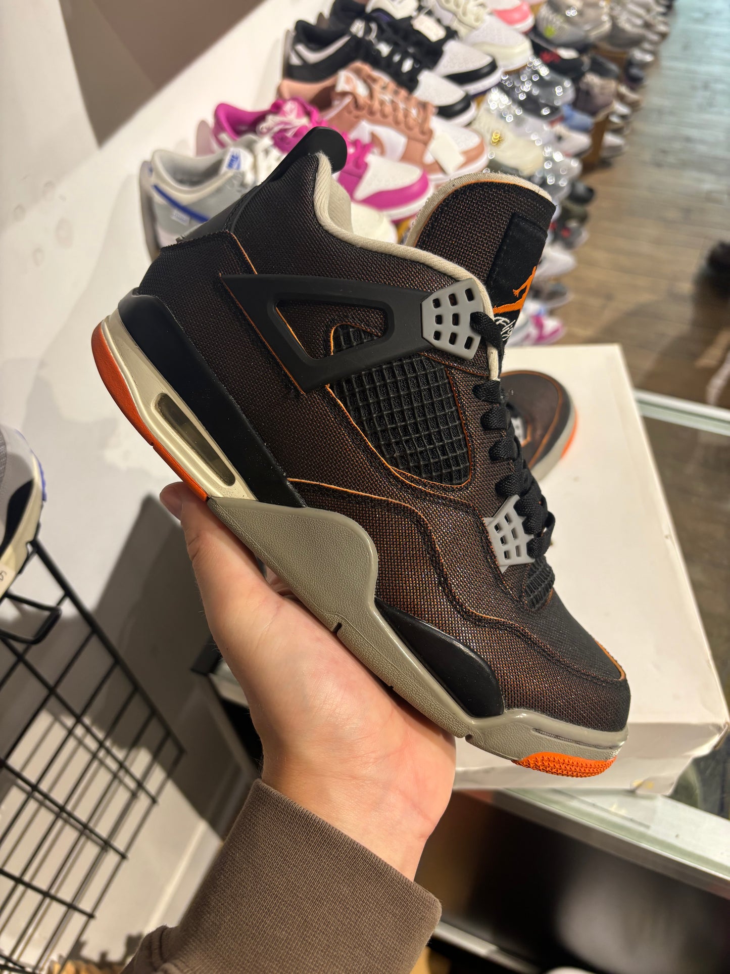 Air Jordan 4 Retro Starfish (W) UK 7.5