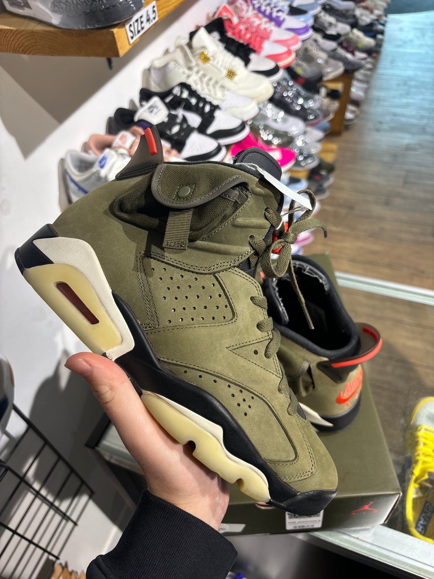 Air Jordan 6 x Travis Scott Medium Olive UK 8