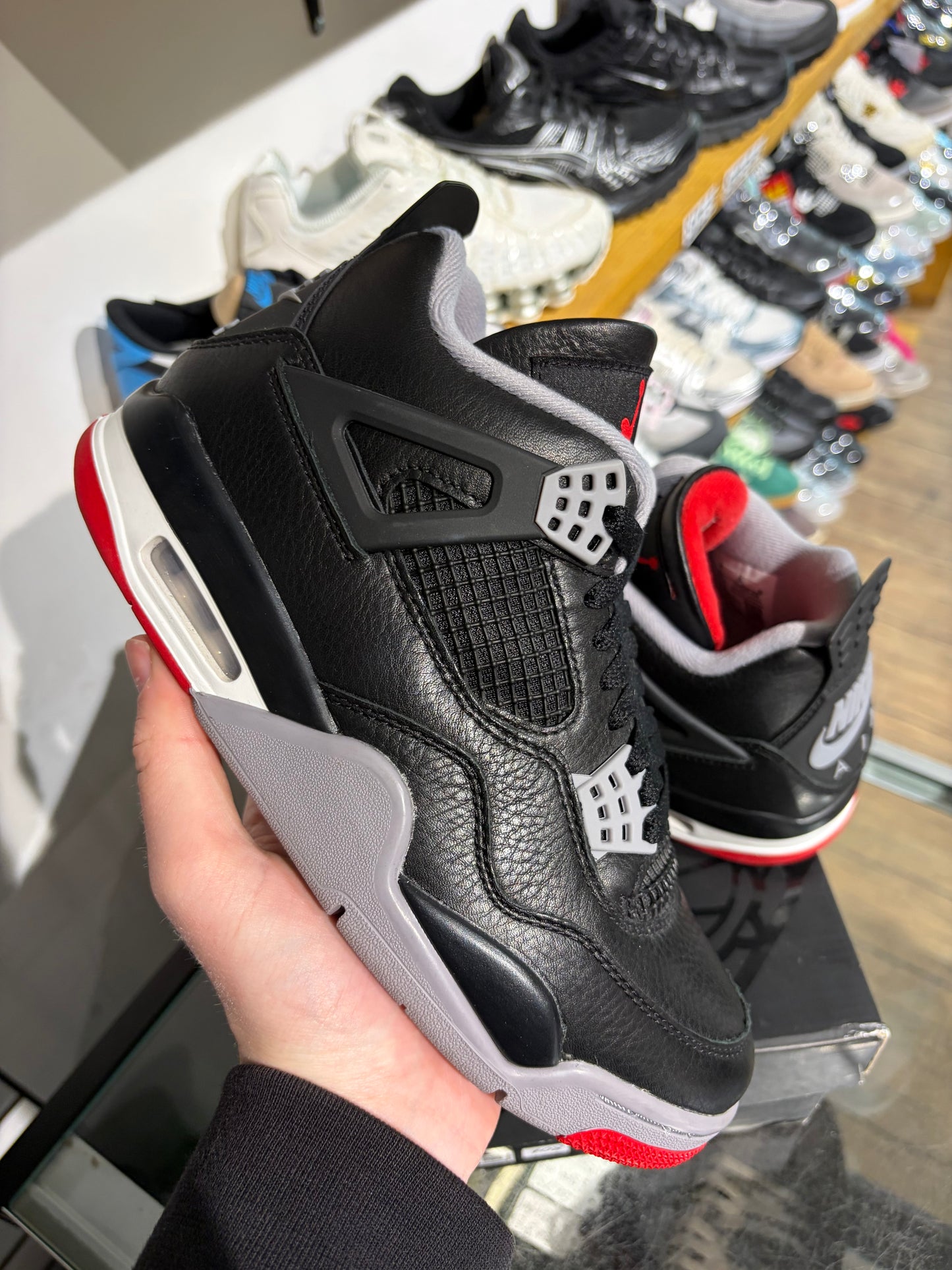 Jordan 4 Bred UK 6