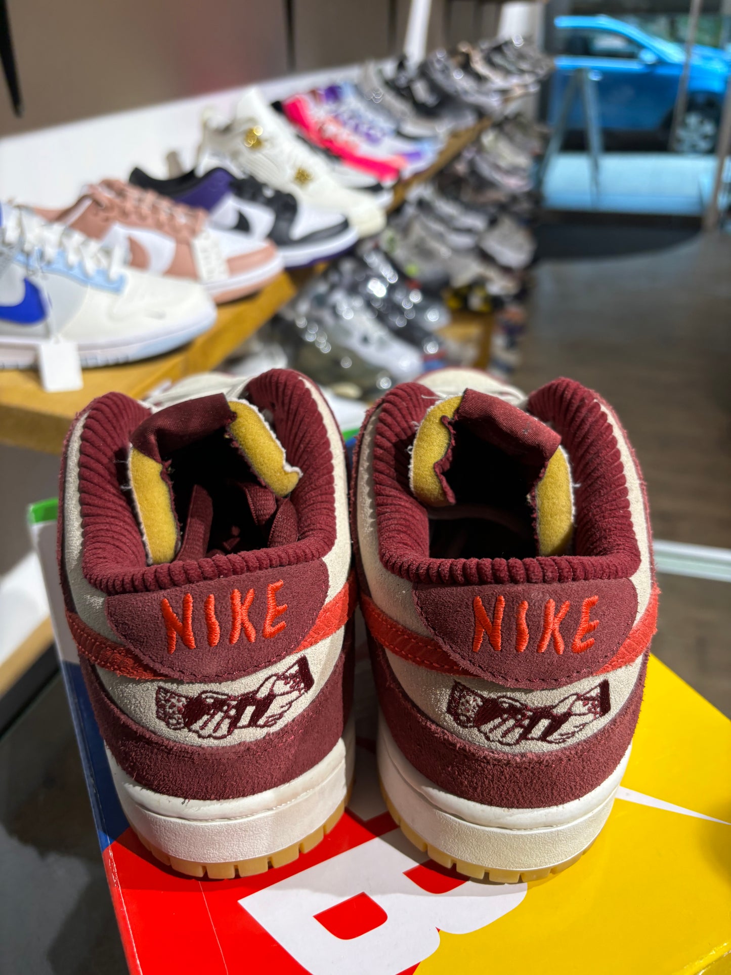 Nike SB Dunk Low Skate Like a Girl UK 7.5