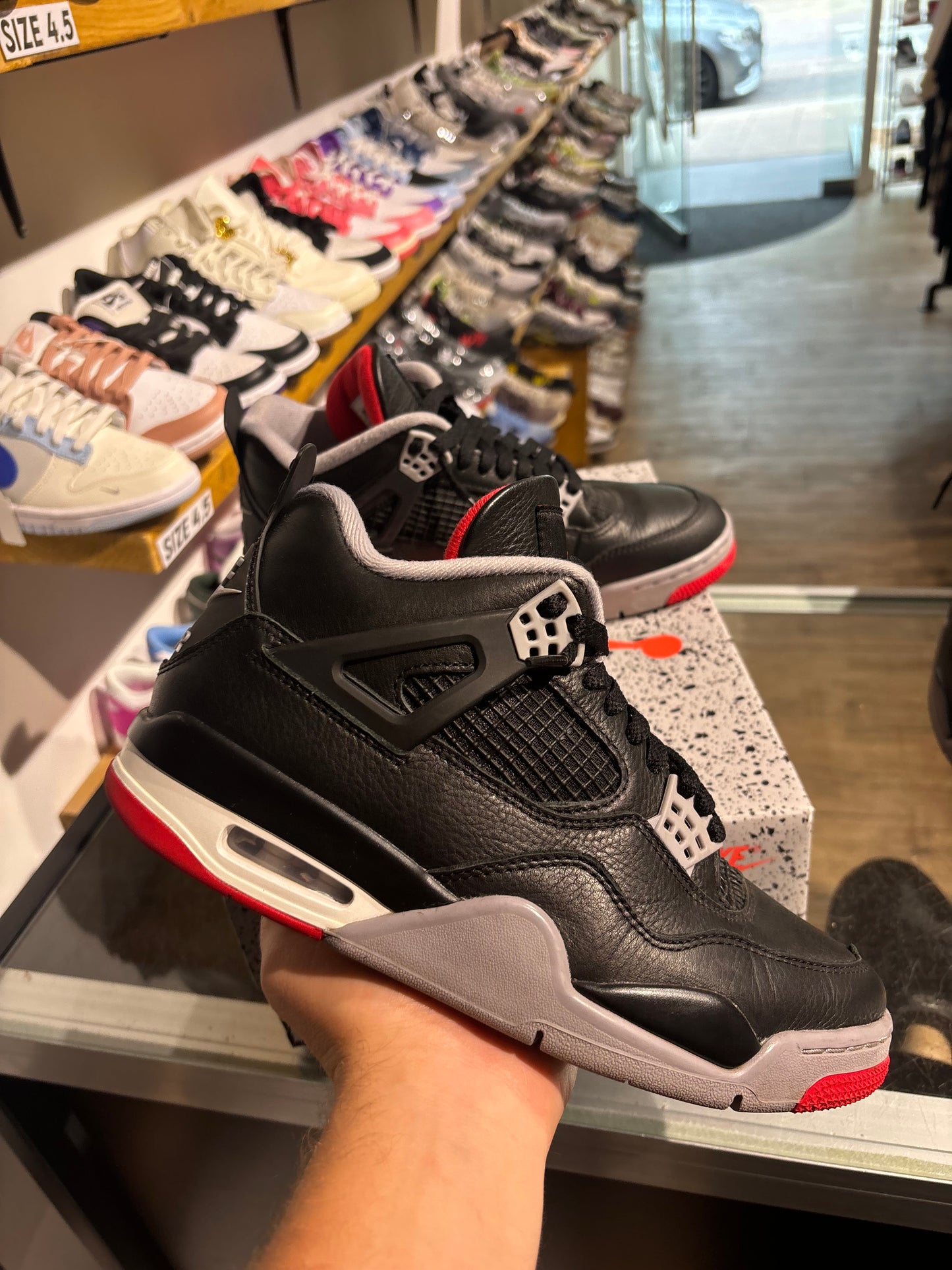 Jordan 4 Bred UK 6.5