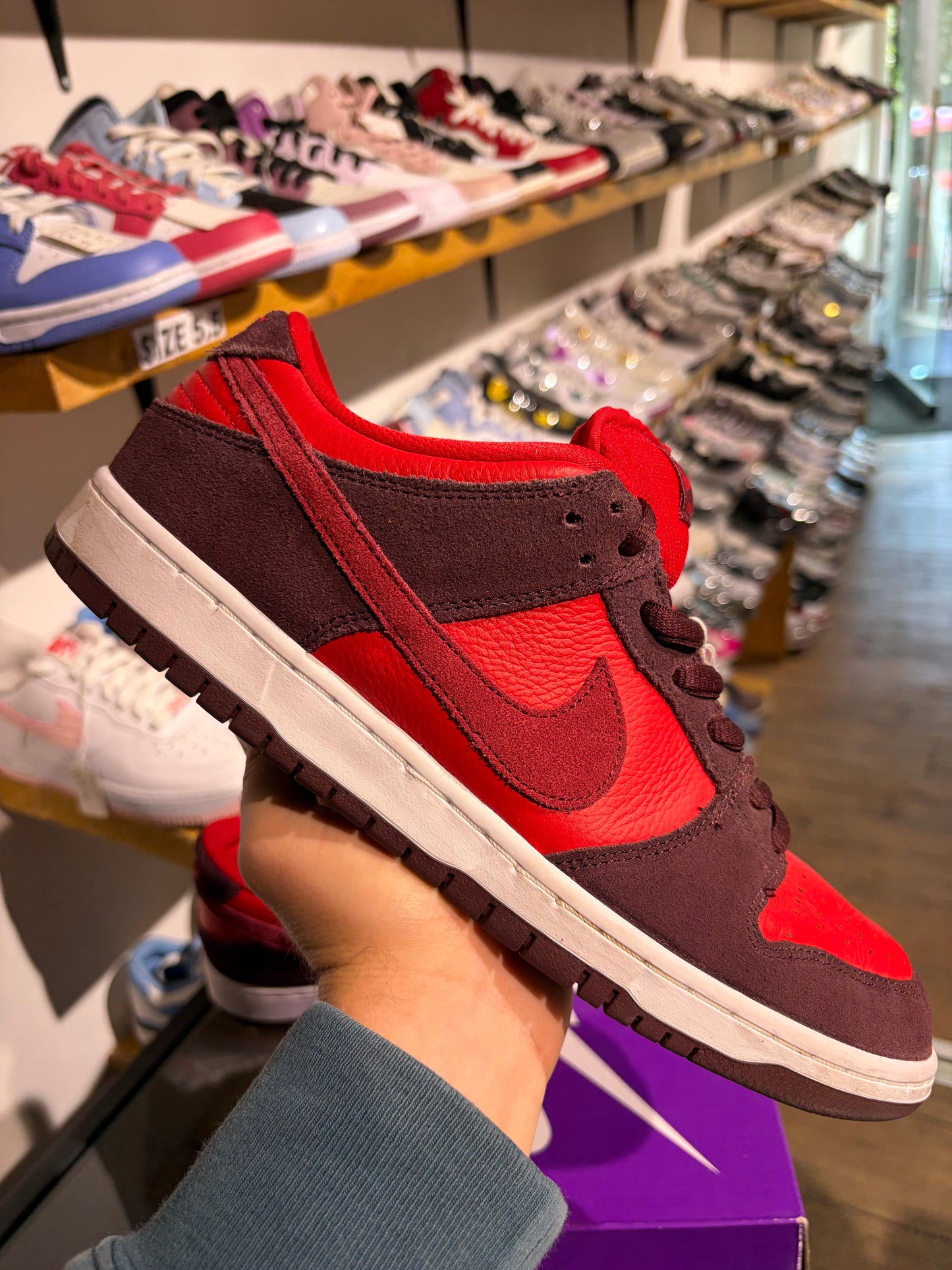 Nike SB Dunk Low Cherry UK 10