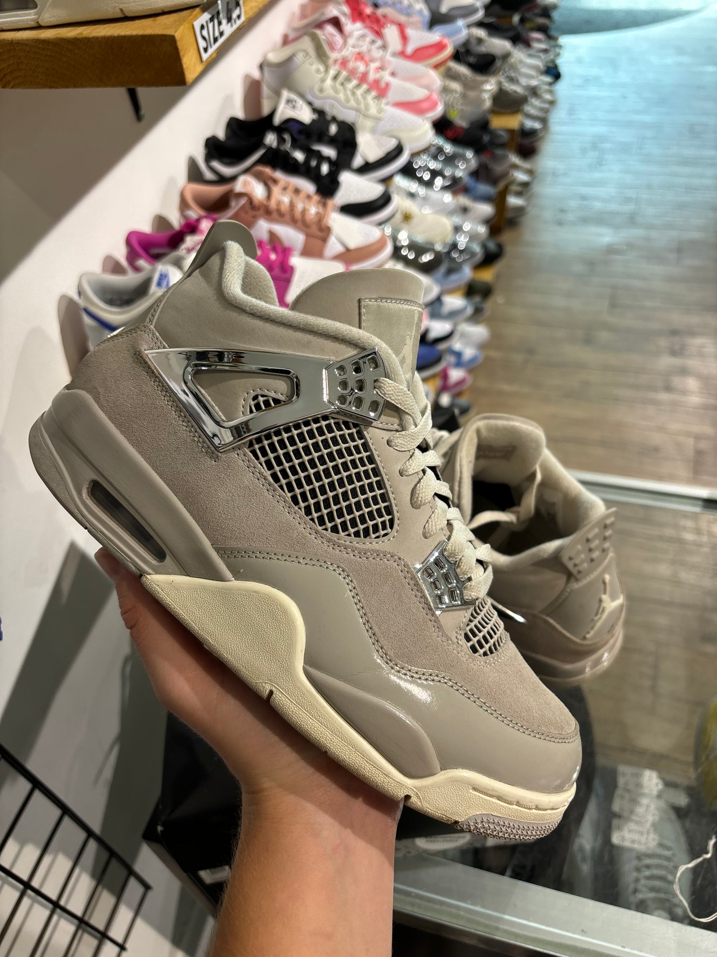 Jordan 4 Frozen Moments (W) UK 7.5