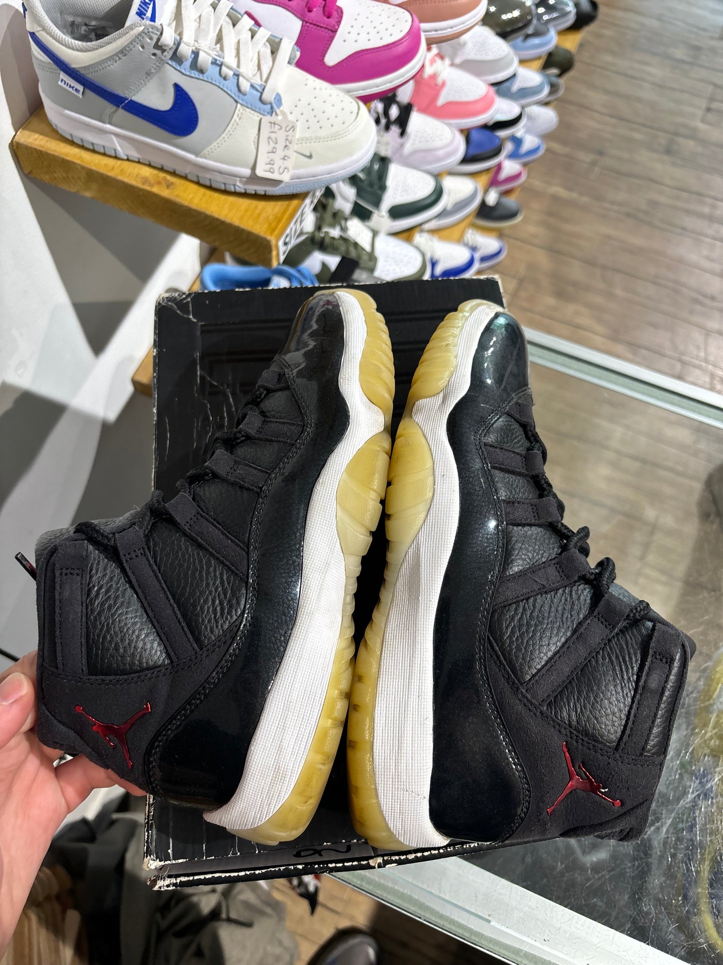 Air Jordan 11 72-10 UK 7
