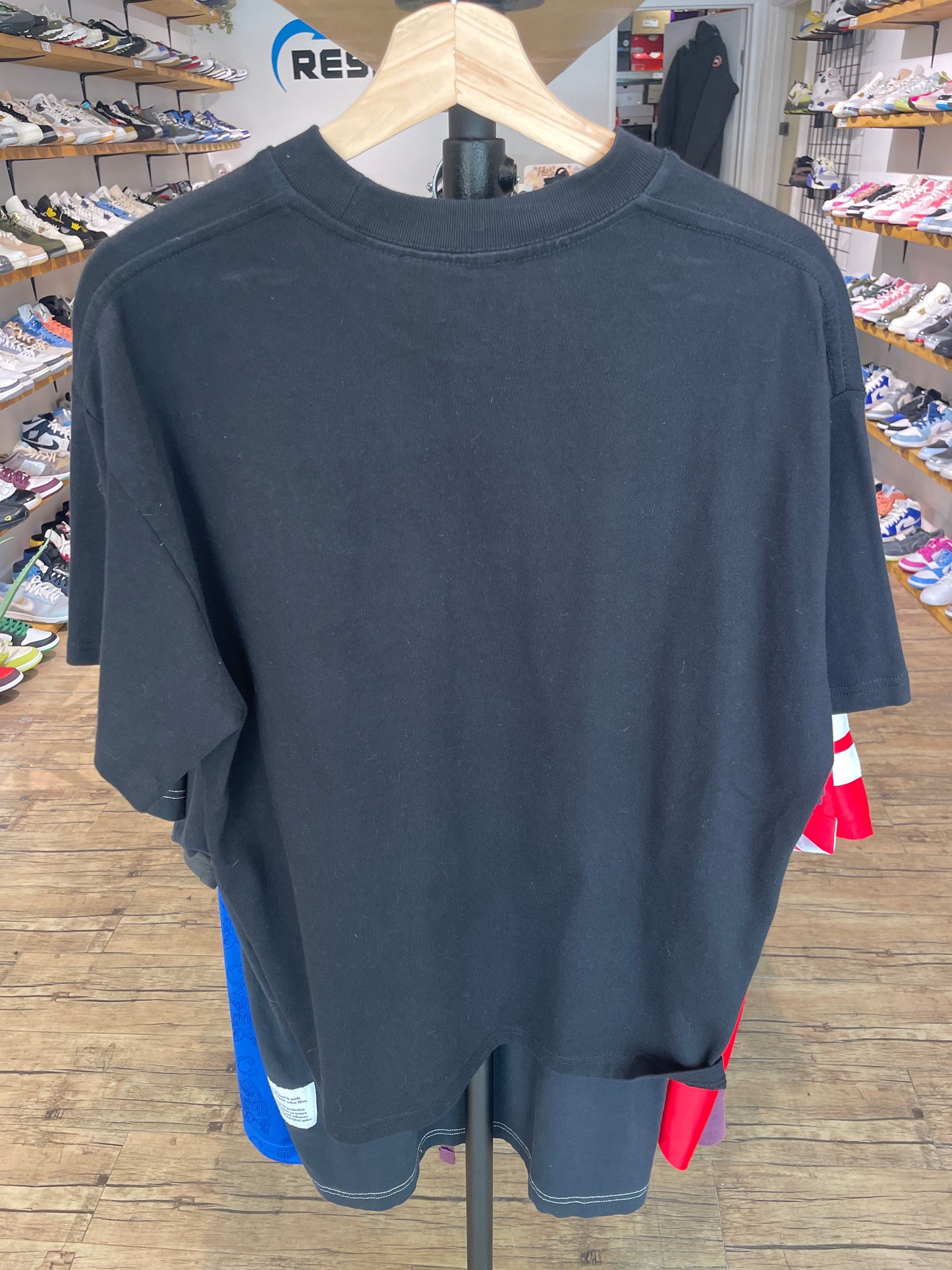 Broken Planet Tee (L)