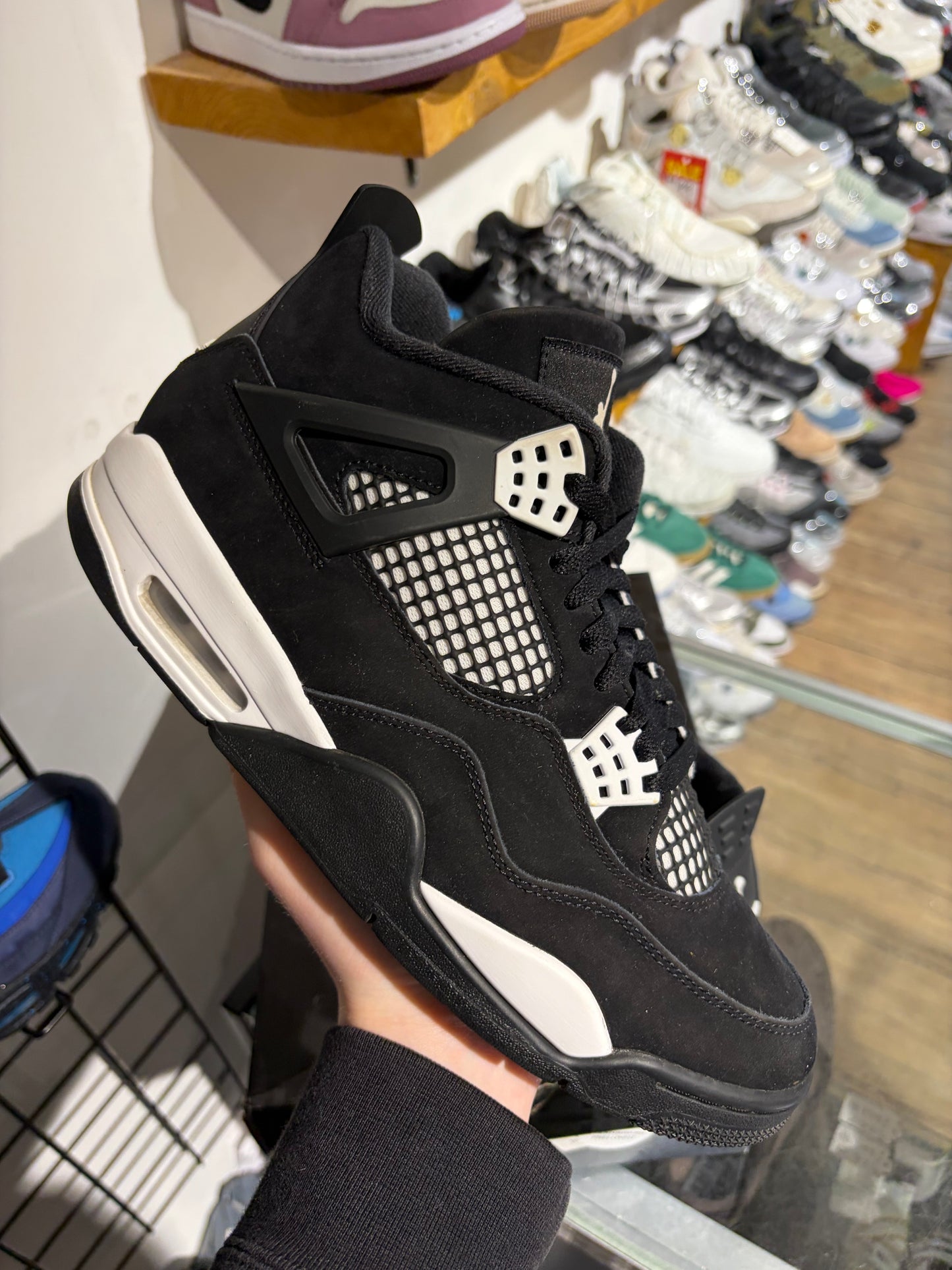 Jordan 4 White Thunder UK 9.5