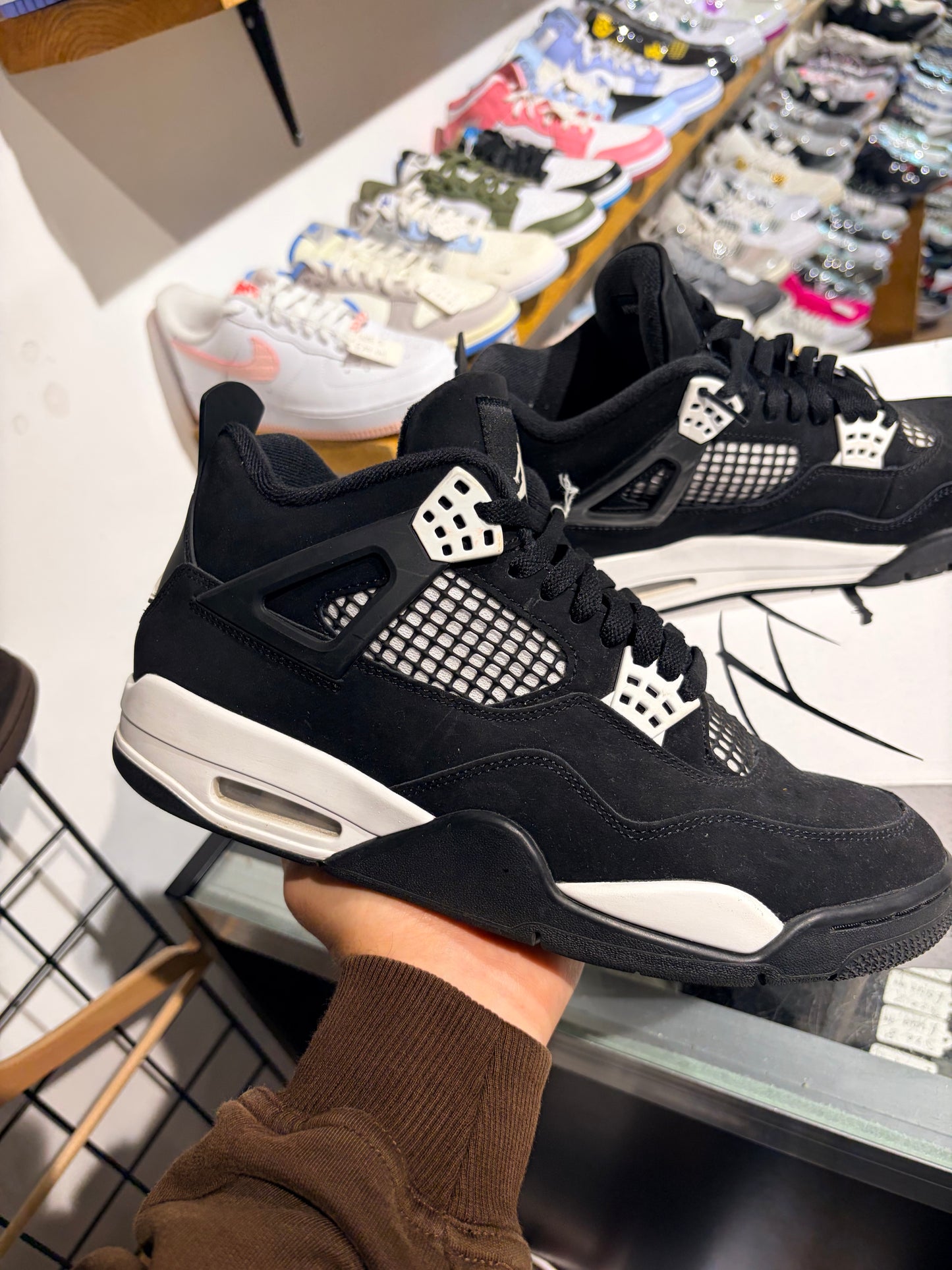 Air Jordan 4 White Thunder UK 8.5