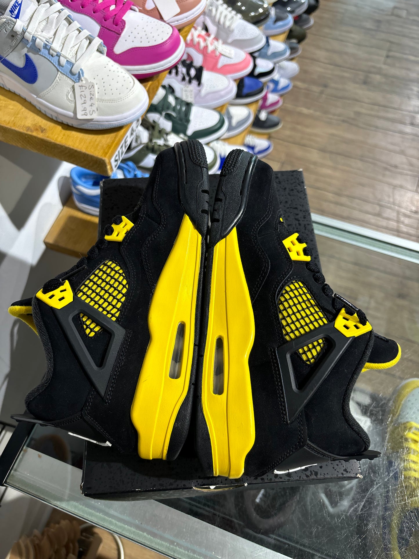 Jordan 4 Yellow Thunder UK 6 (GS)
