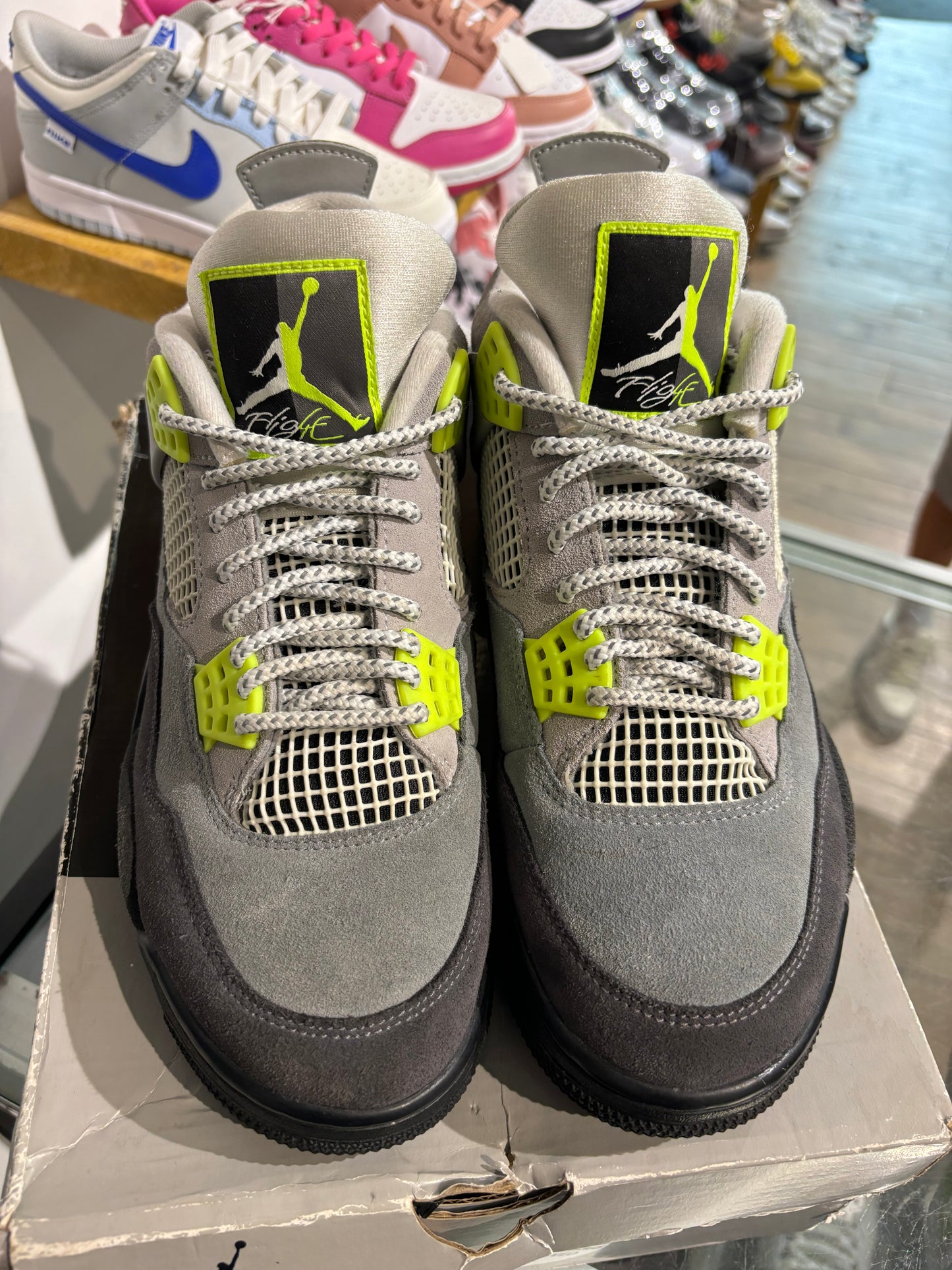 Jordan 4 Neon UK 7.5
