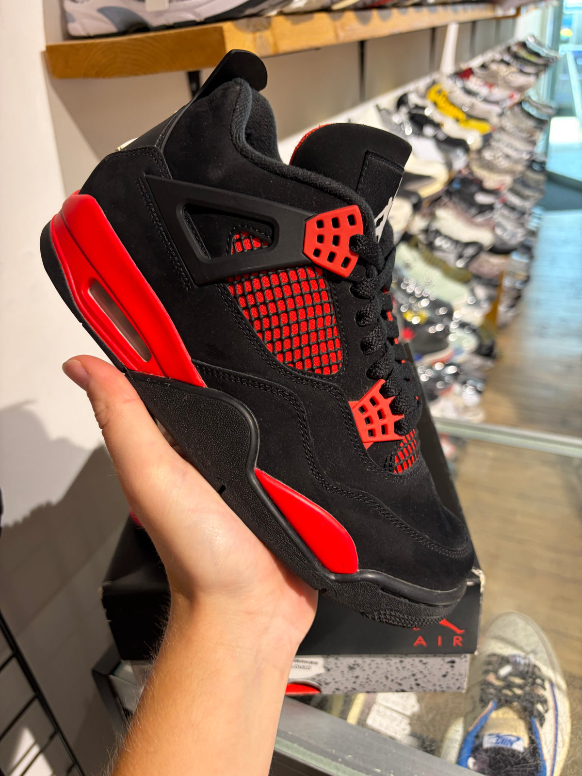 Jordan 4 Red Thunder UK 7 #157