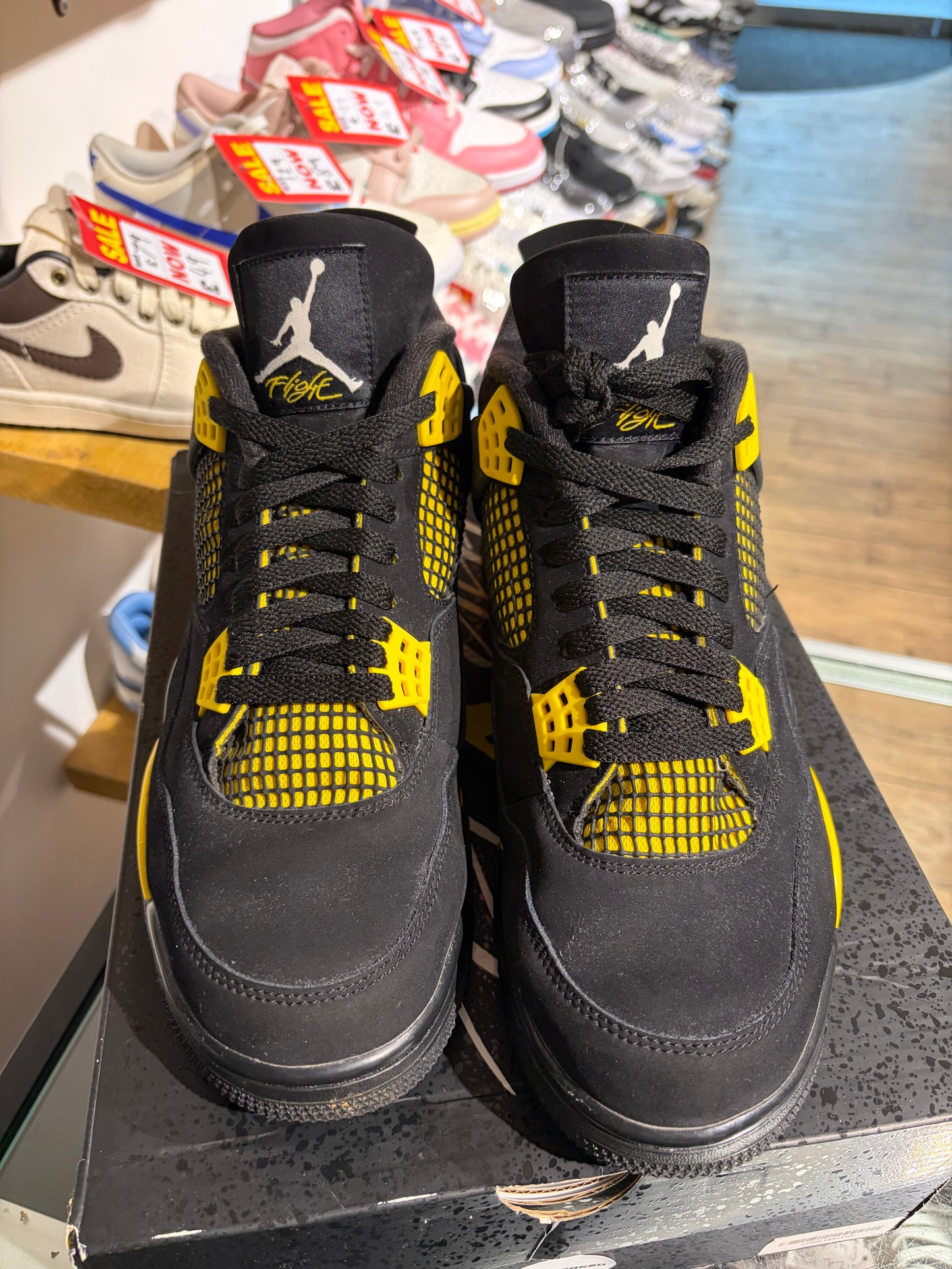 Air Jordan 4 Yellow Thunder UK 10.5