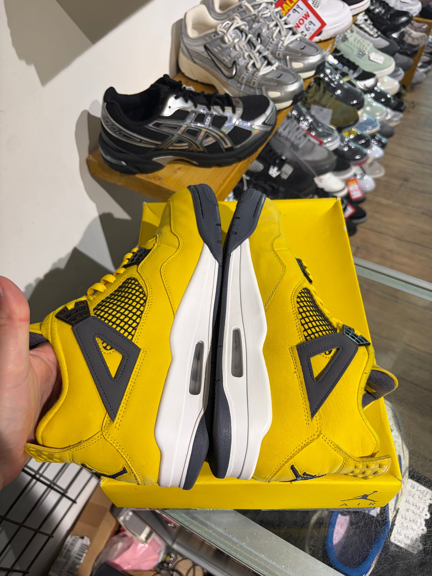 Jordan 4 Lightning UK 10 #228