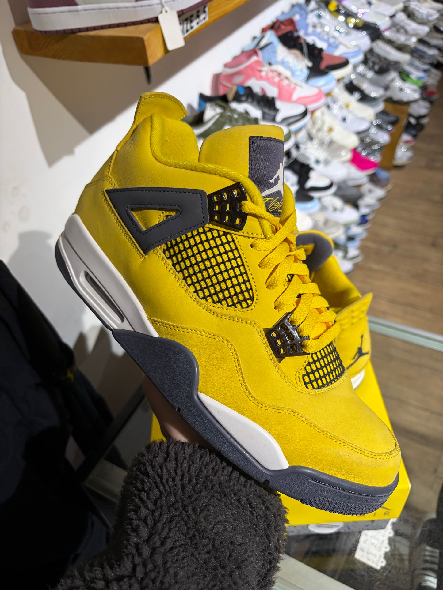 Air Jordan 4 Lightning UK 10