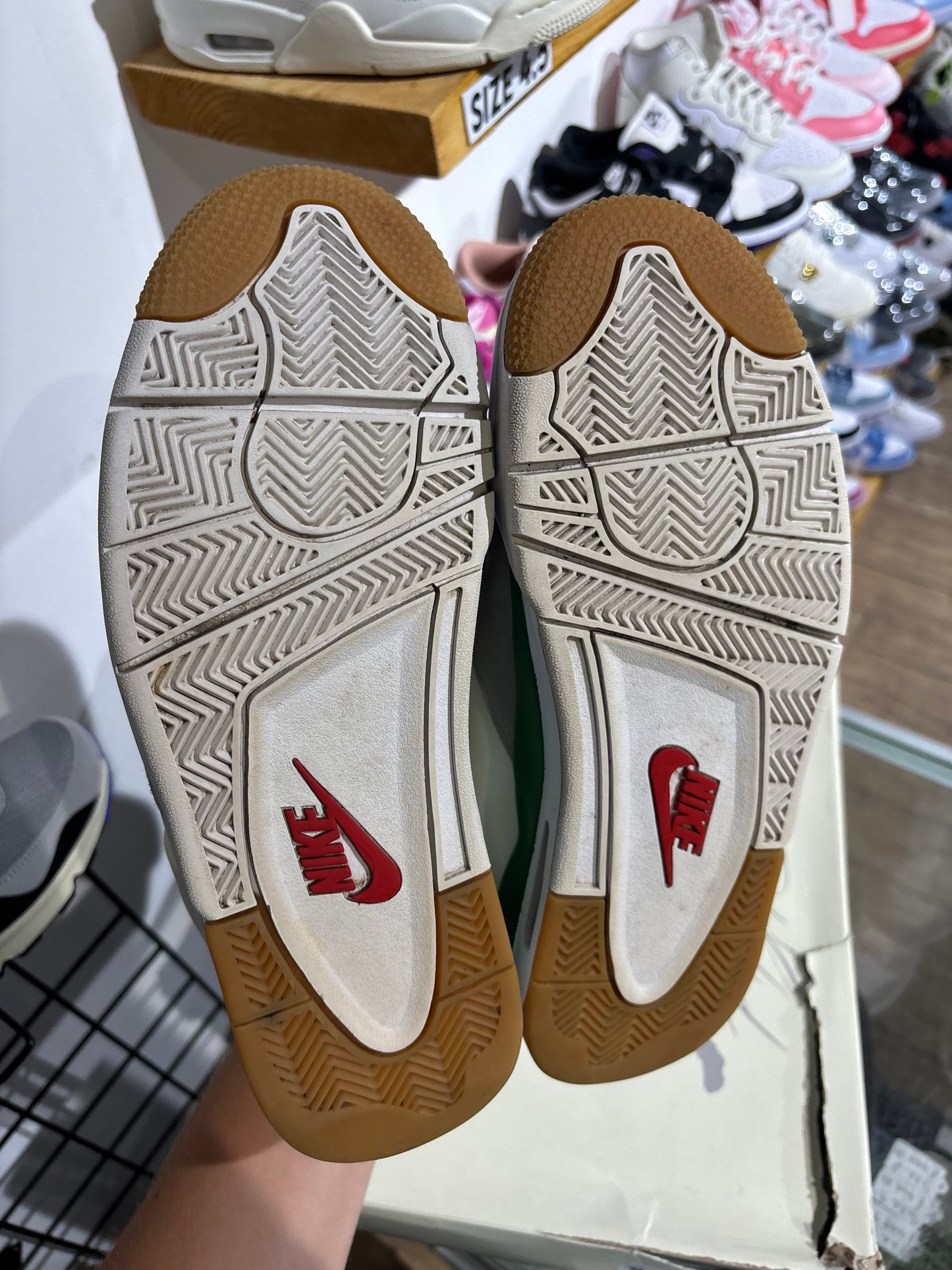 Air Jordan 4 Pine Green SB UK 8