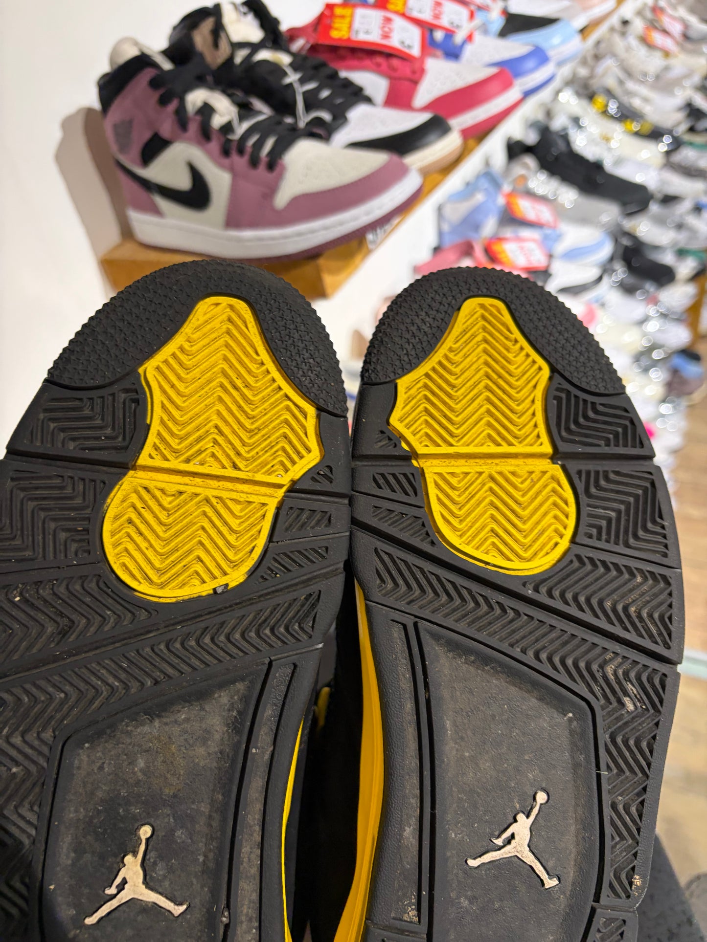 Air Jordan 4 Yellow Thunder UK 9.5