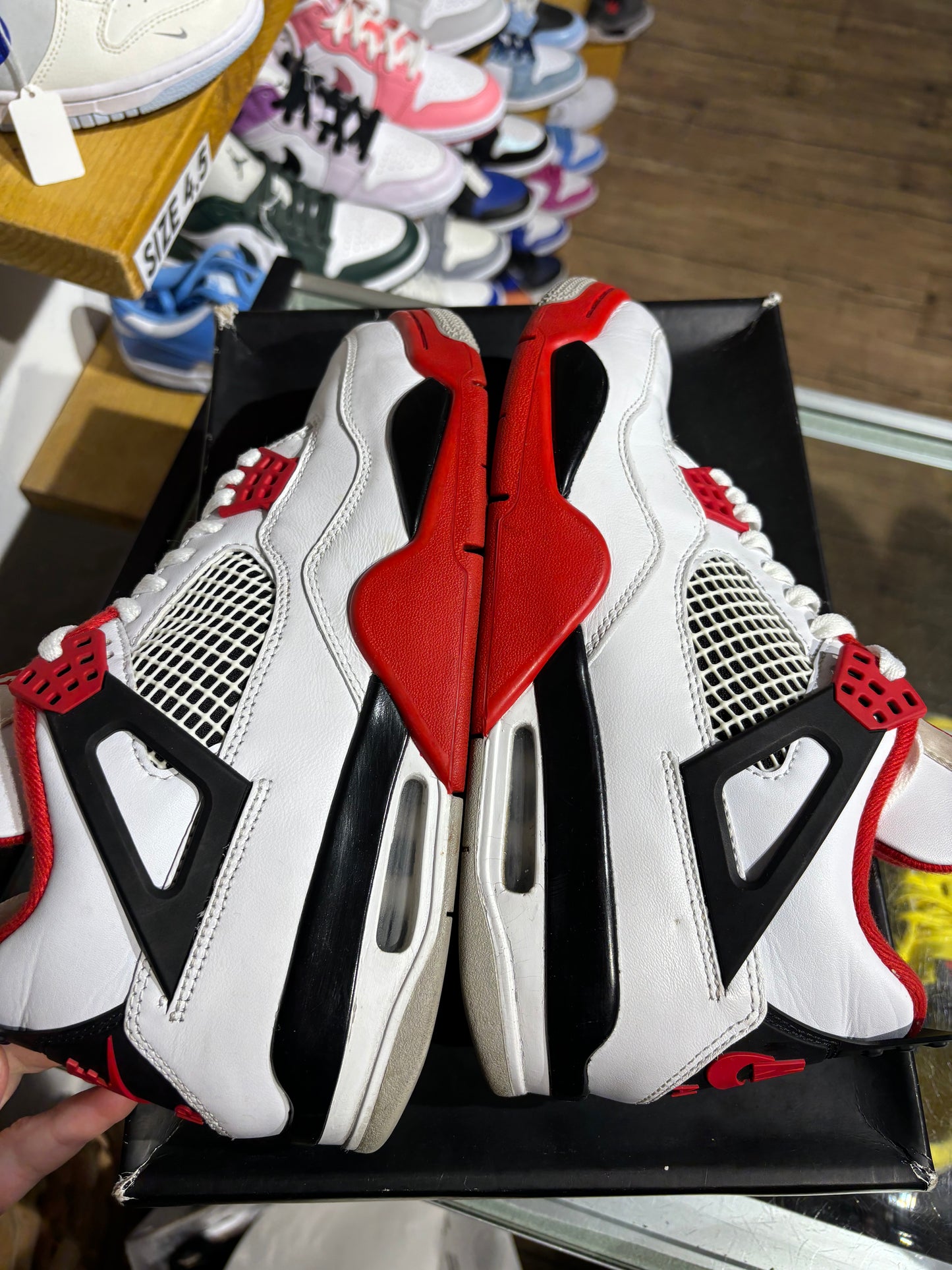 Air Jordan 4 Fire Red UK 7.5