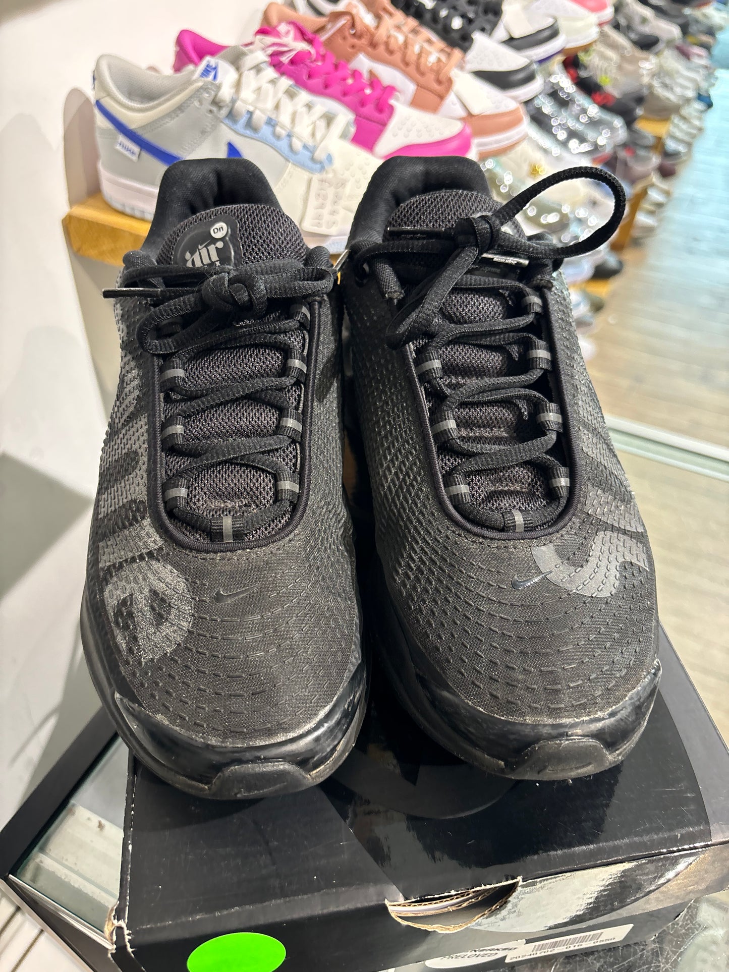 Supreme Air Max DN UK 7.5