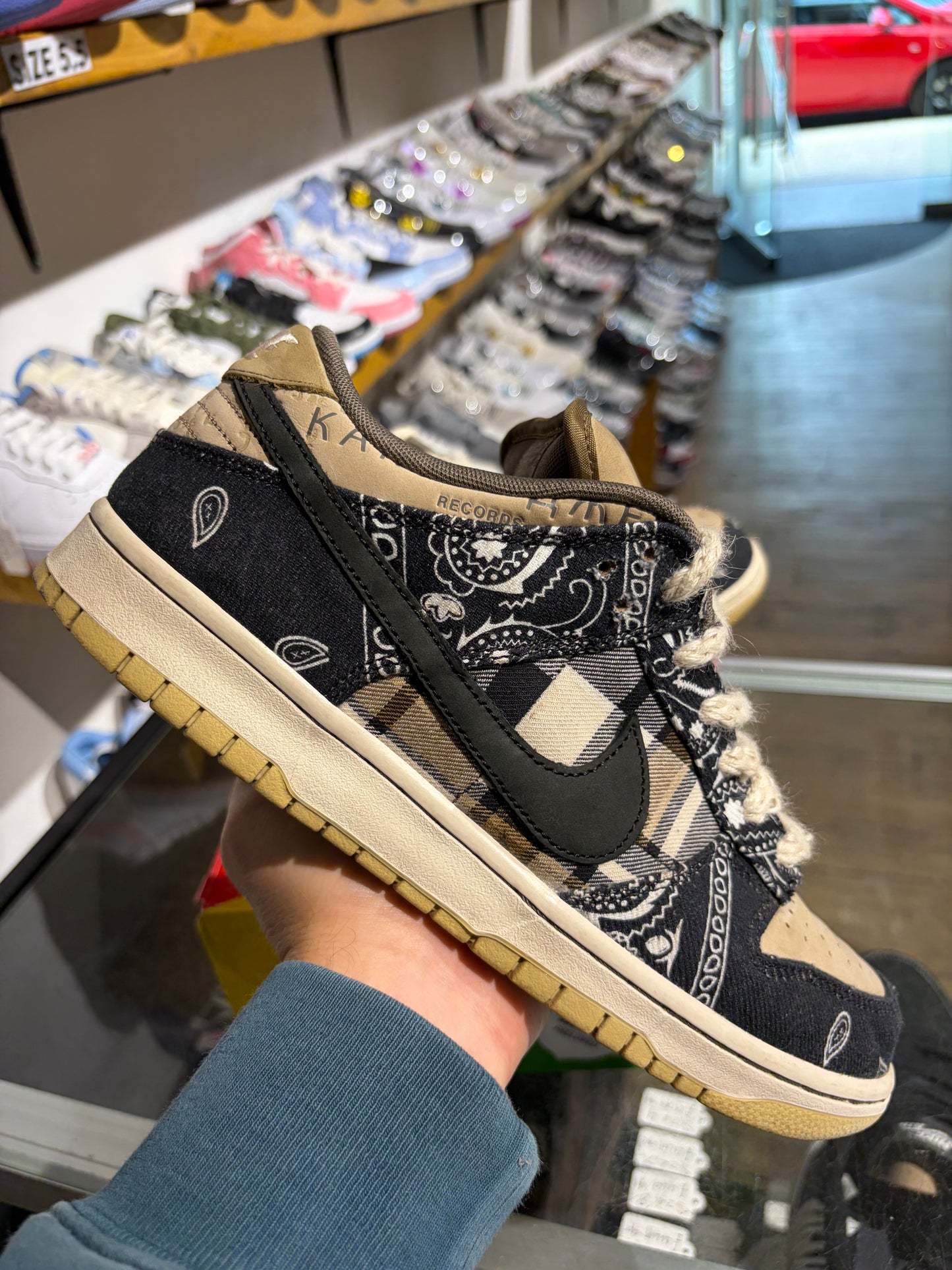 Nike SB Dunk Low Travis Scott UK 9