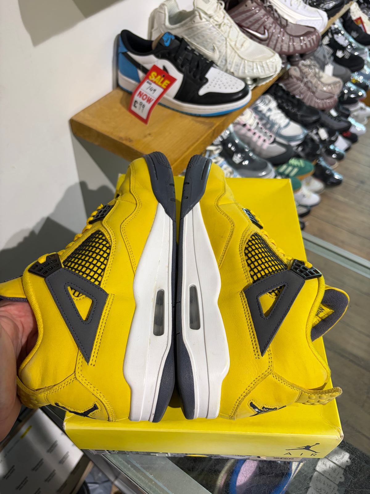 Jordan 4 Lightning UK 7.5 #145