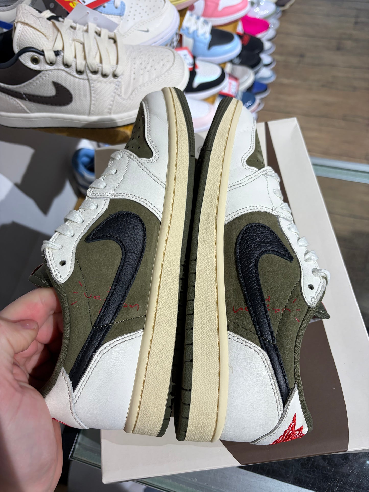 Air Jordan 1 Low Travis Scott Medium Olive UK 7