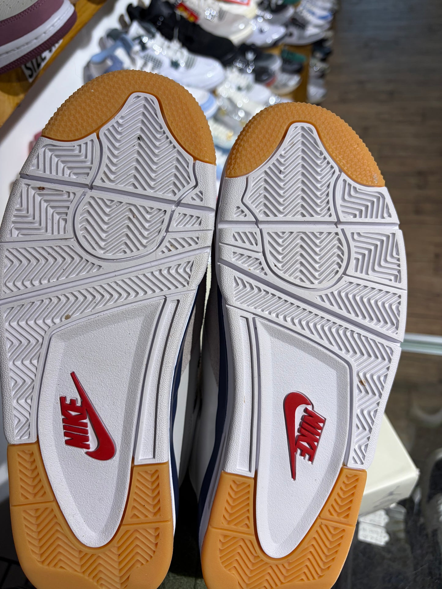 Jordan 4 Navy SB UK 8.5