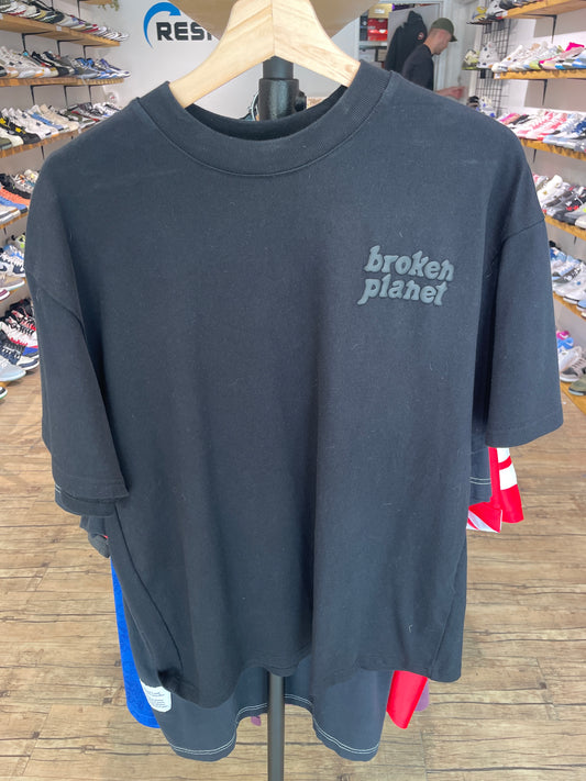 Broken Planet Tee (L)