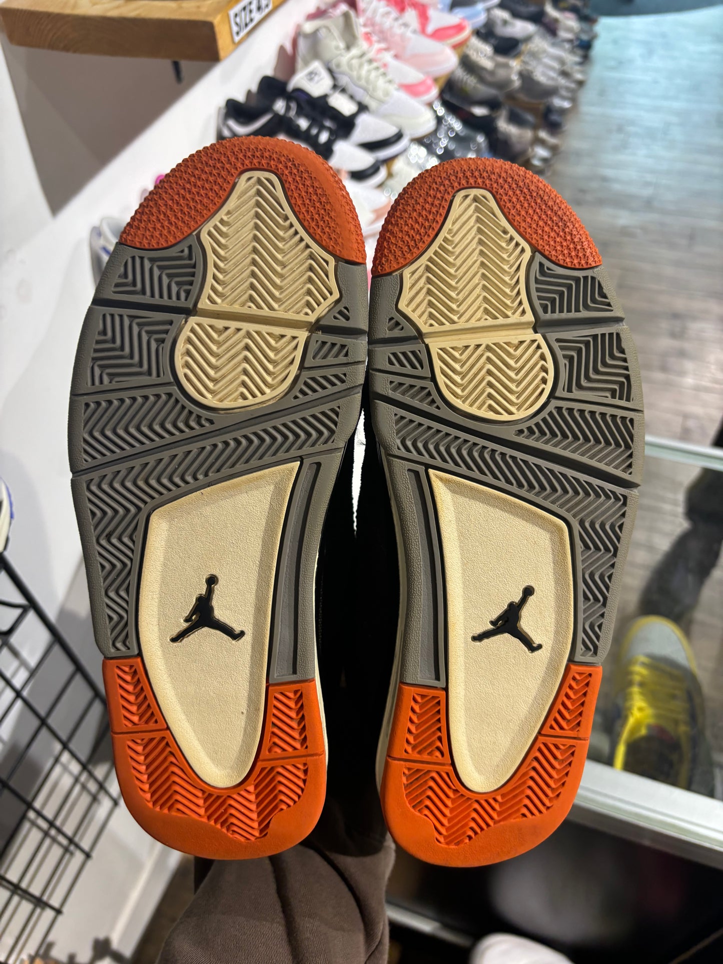 Air Jordan 4 Retro Starfish (W) UK 7.5