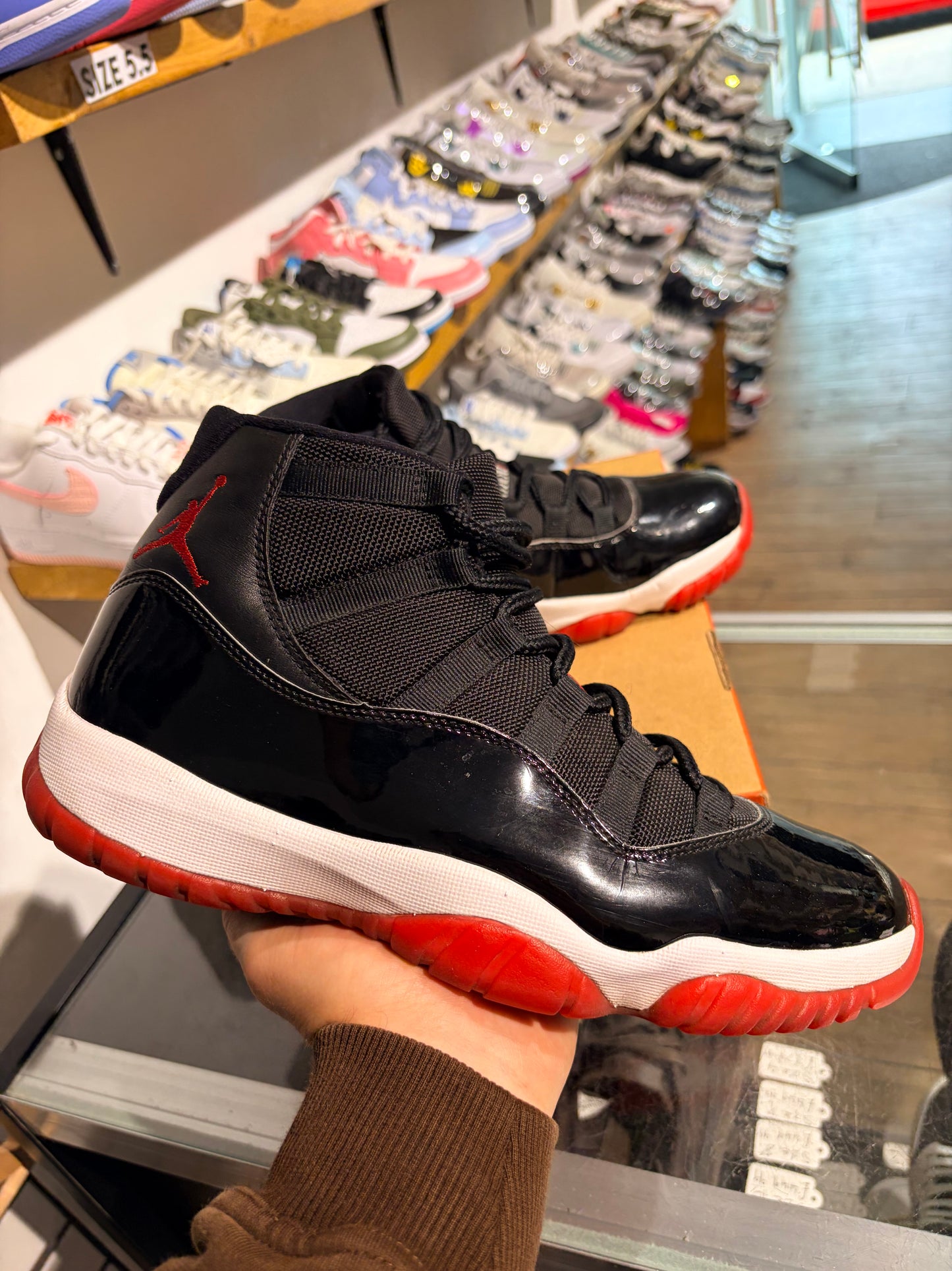 Air Jordan 11 Bred UK 8.5