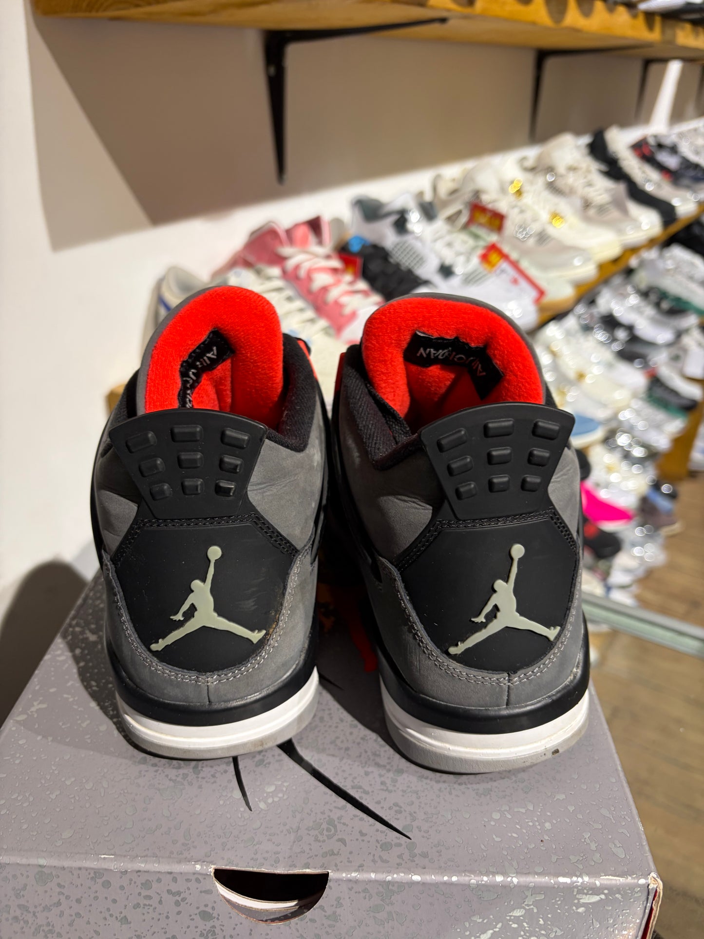 Jordan 4 Infrared UK 8
