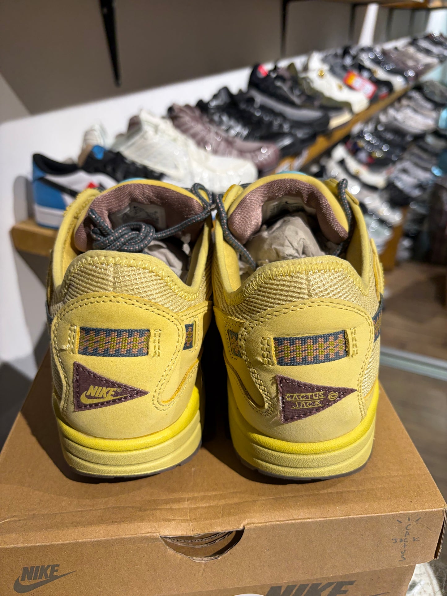 Nike Air Max 1 x Travis Scott Cactus Jack Saturn Gold UK 10