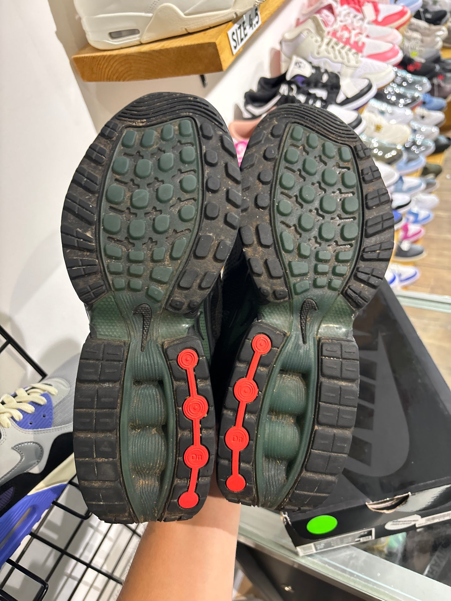 Supreme Air Max DN UK 7.5