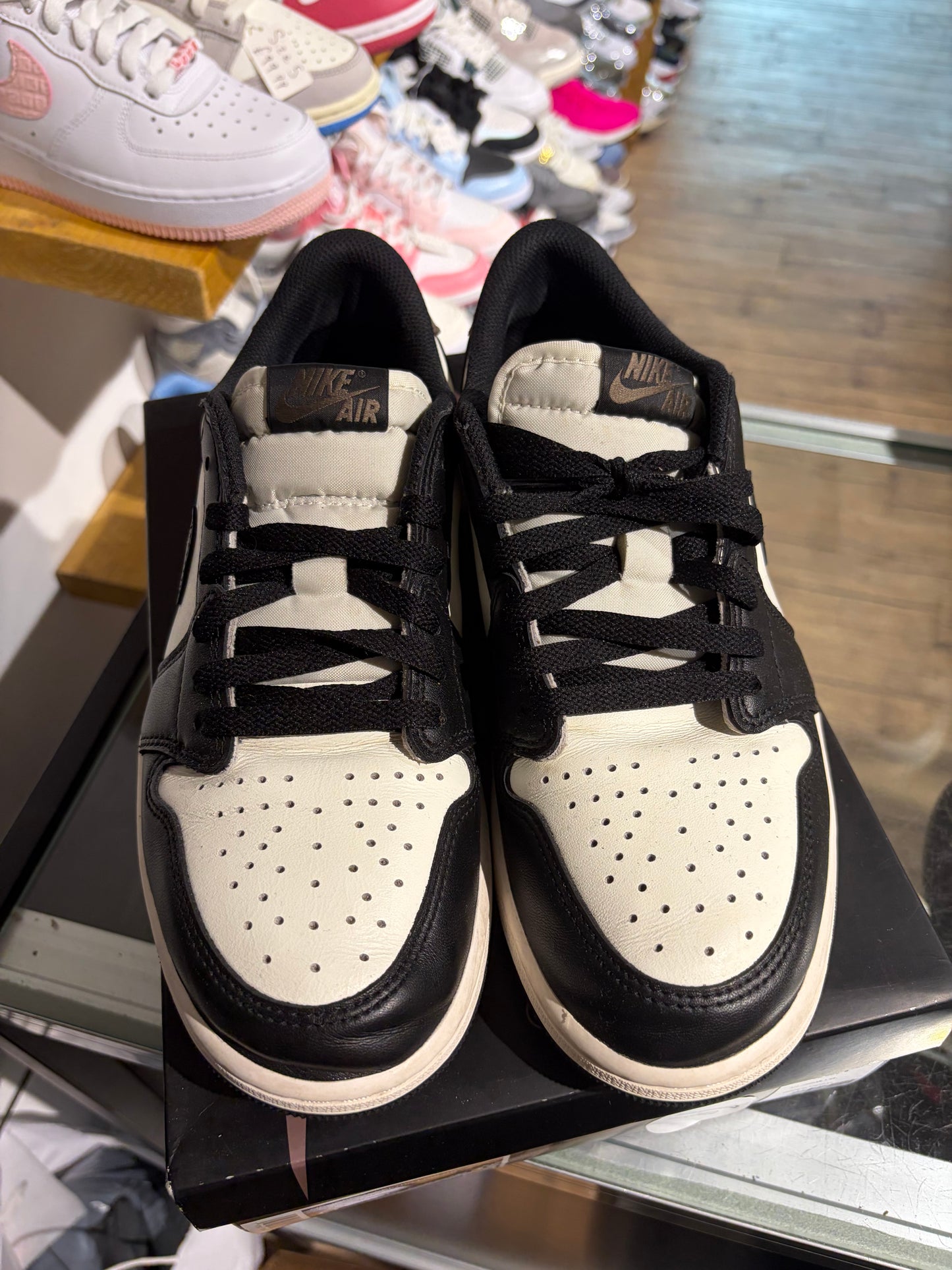 Jordan 1 Low Mocha UK 8