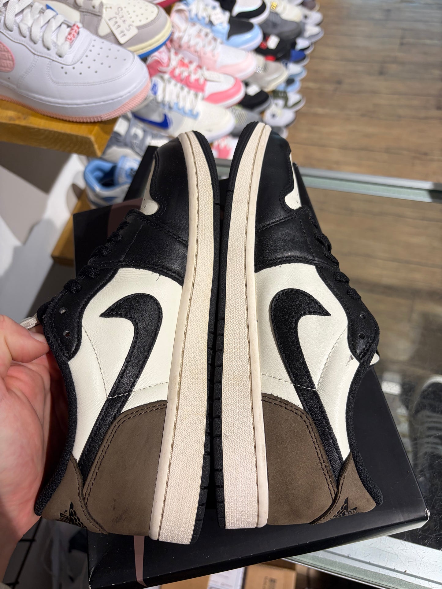 Jordan 1 Low Mocha UK 8